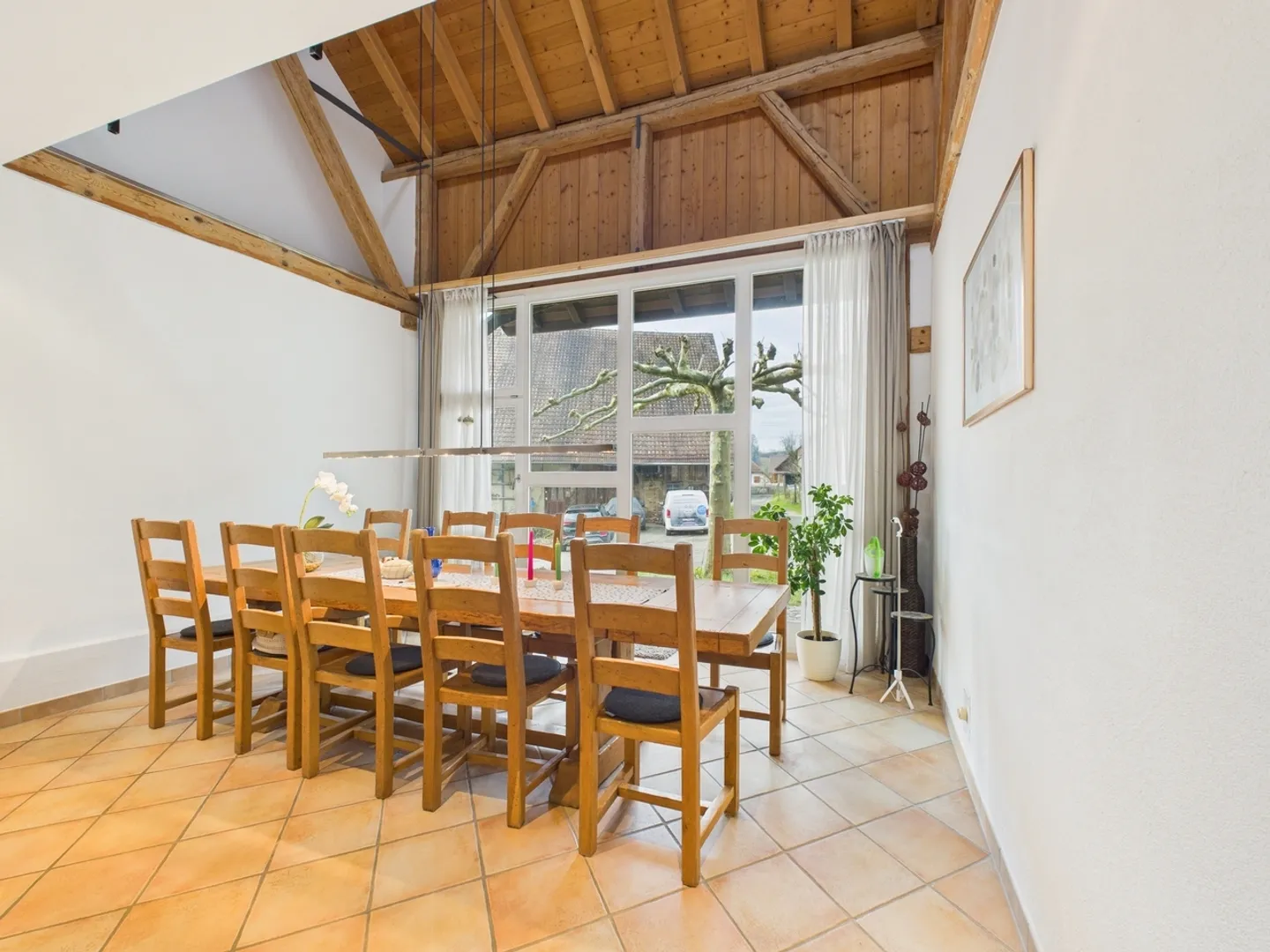 Charmante maison individuelle de 5,5 pièces avec grand jardin à Kaisten - Photo 2 sur 11