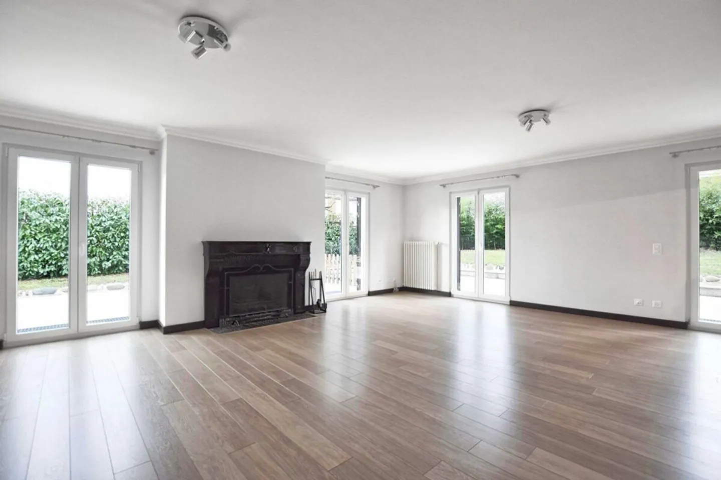 Incantevole Villa a Chavannes - Foto 3 di 15