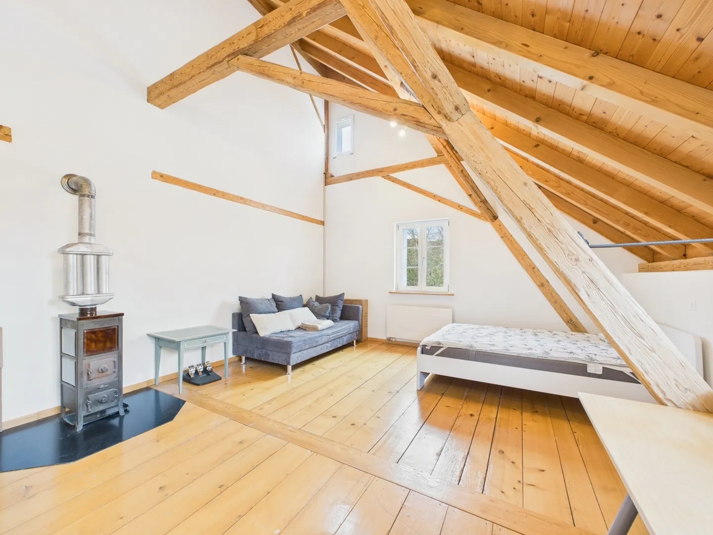 Charmante maison individuelle de 5,5 pièces avec grand jardin à Kaisten - Photo 8 sur 11