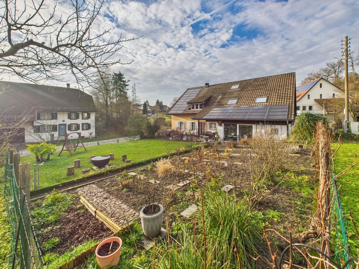 Charmante maison individuelle de 5,5 pièces avec grand jardin à Kaisten - Photo 10 sur 11