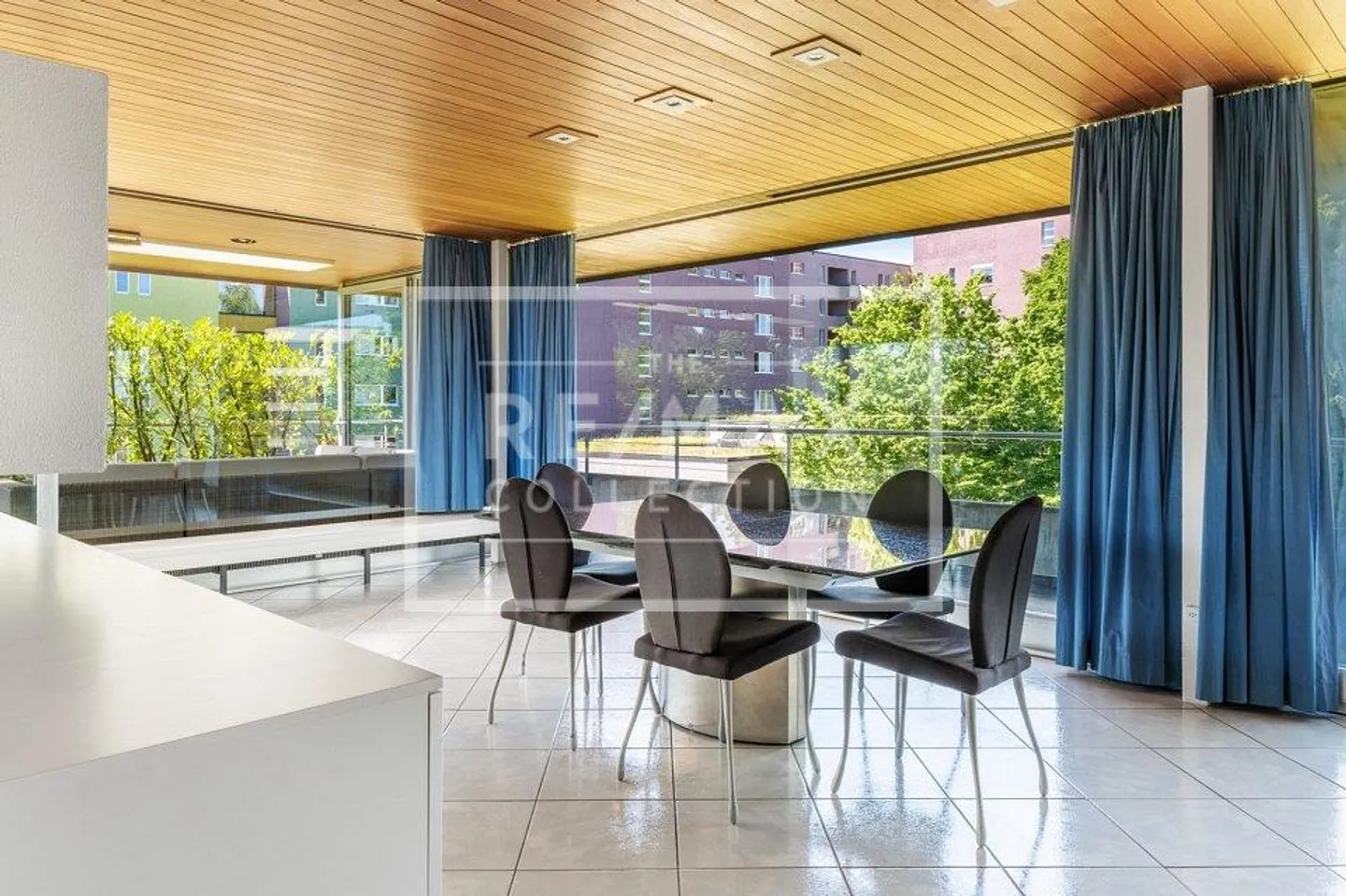 Appartement penthouse spacieux et lumineux avec 7½ pièces - Photo 9 sur 13