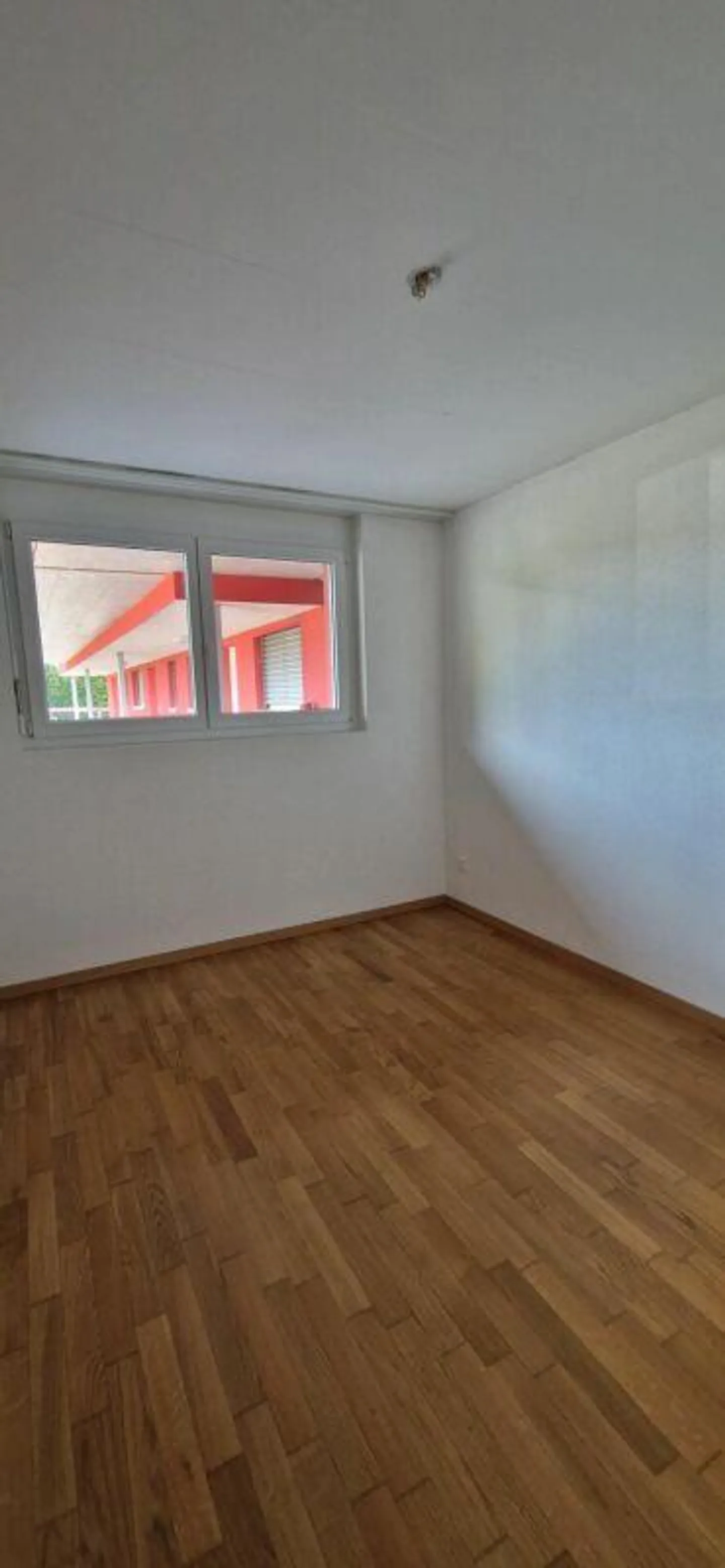 Helle und gepflegte Wohnung in ruhigem Wohnquartier - Foto 9 von 11