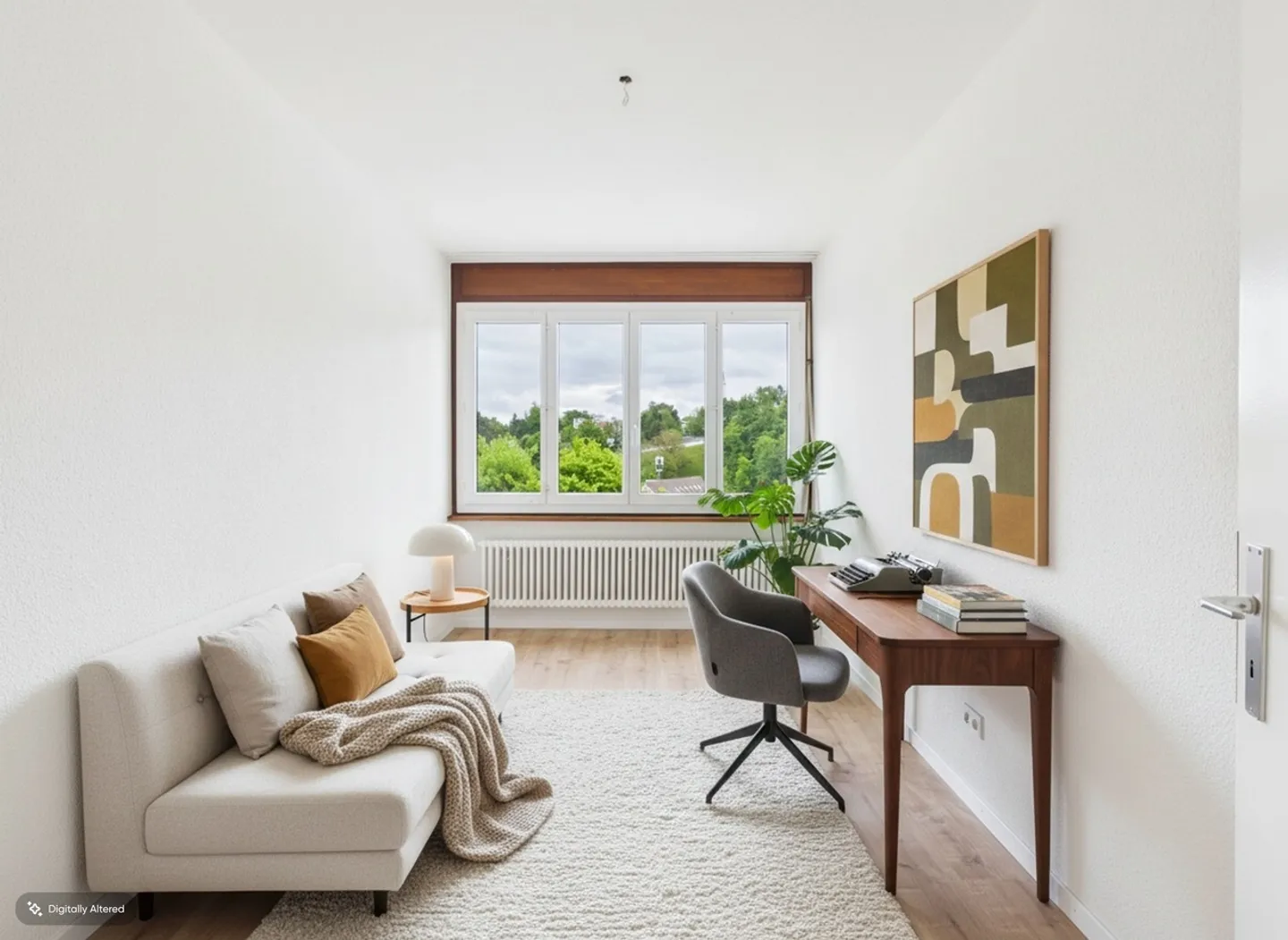 Bright Attic Apartment with Terrace - Photo 8 of 13