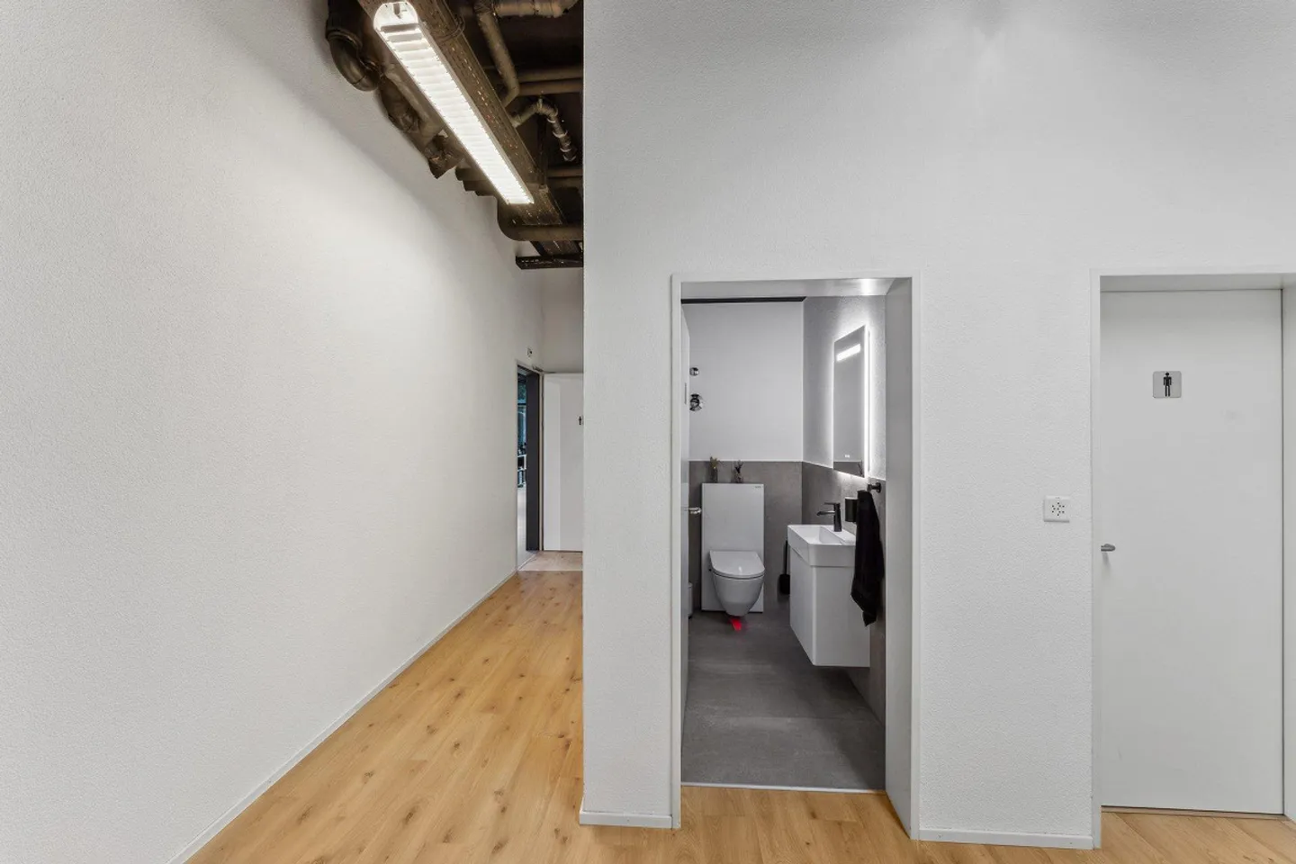 Ufficio / Spazio commerciale in affitto al piano terra - Foto 8 di 8