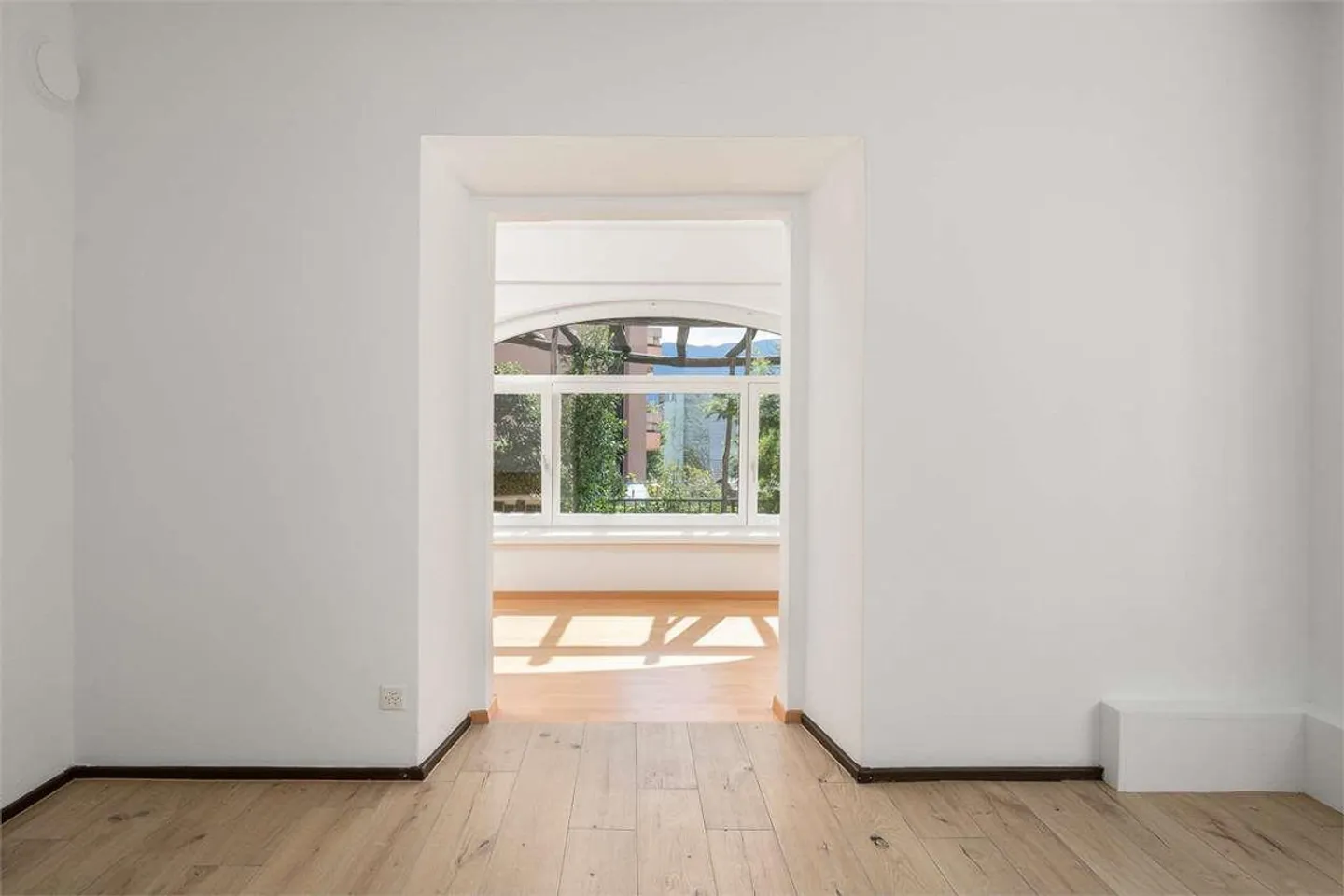 Appartamento 3.5 loc (ristrutturato) in affitto a Massagno con giardin - Foto 4 di 10
