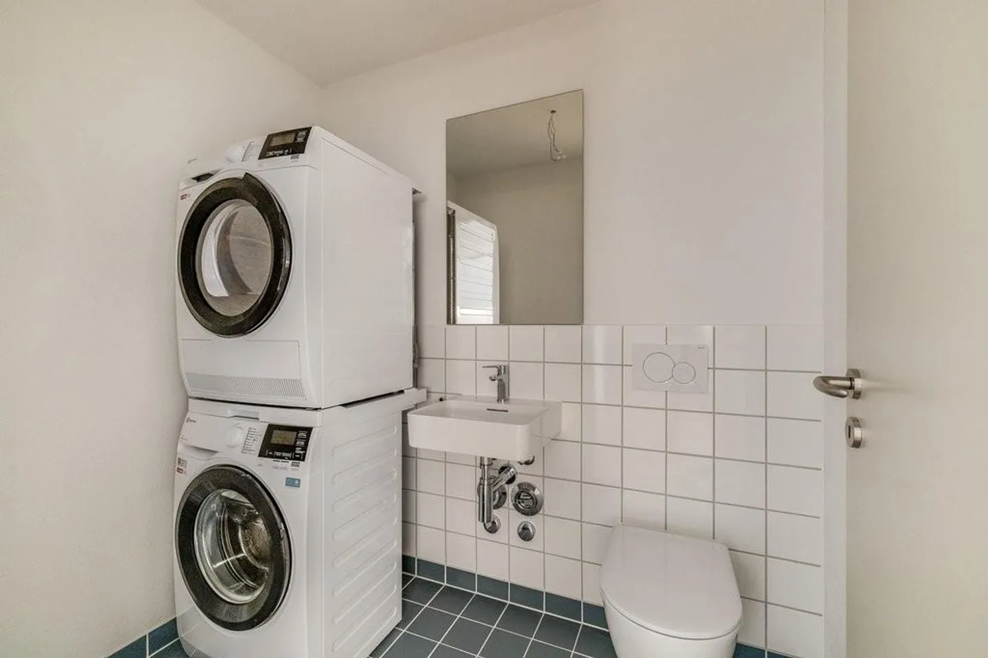 Appartement en duplex avec terrasse et beaucoup d'espace pour toute la famille - Photo 3 sur 8