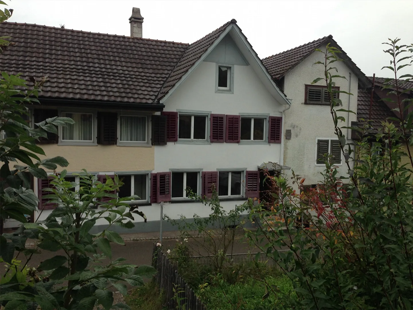 Sezione di casa accogliente con posto auto - Foto 6 di 8