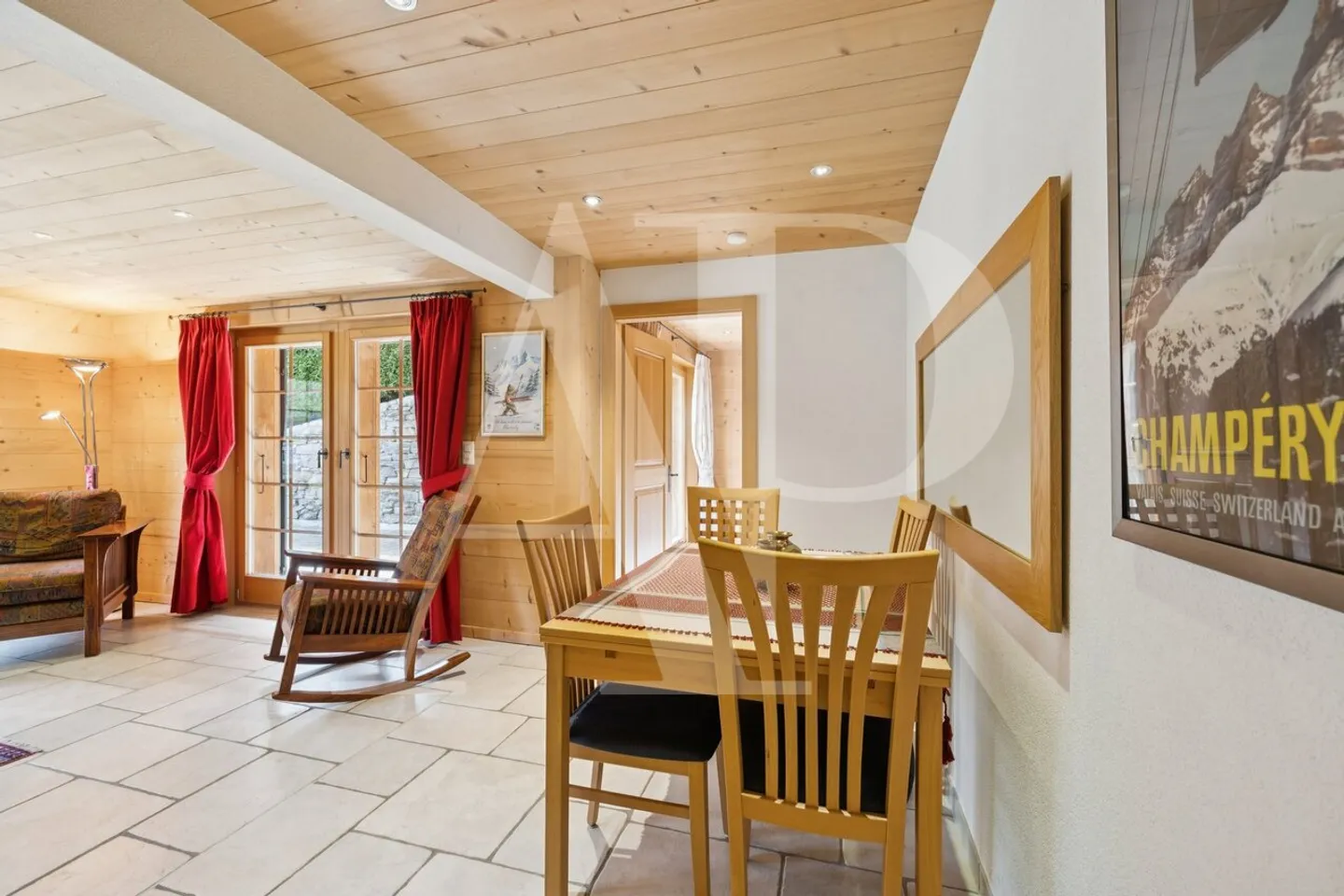 Magnificent 3.5 room apartment in the heart of Champéry - Photo 10 of 15