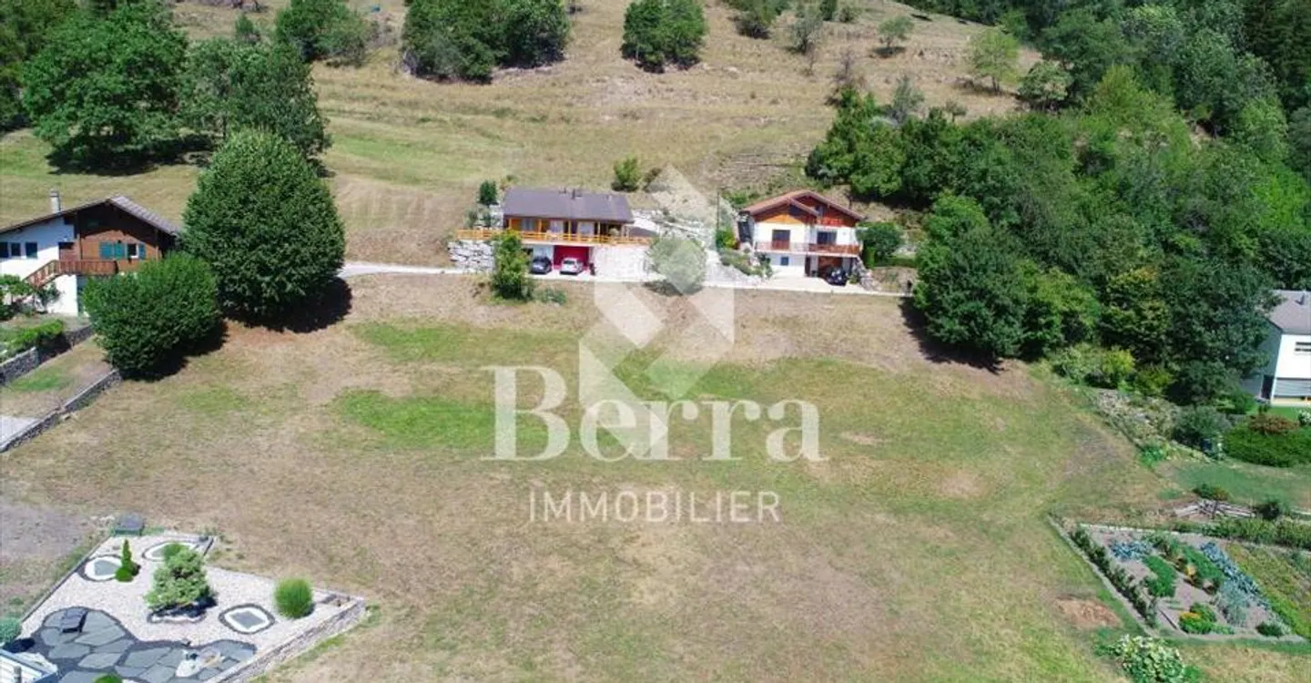 Individual villa with high energy efficiency - Photo 6 of 12
