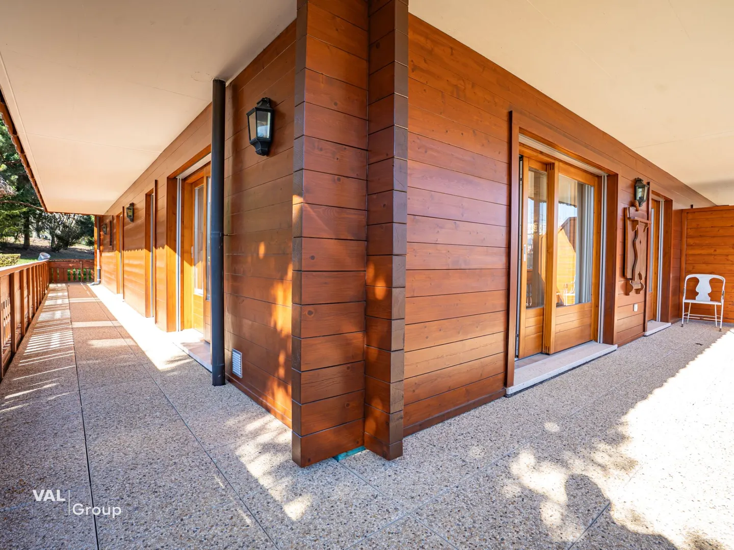Chalet-style Apartment in Crans-Montana - Photo 12 of 12