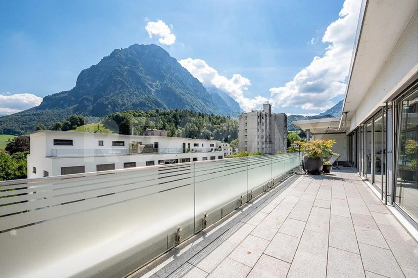Esclusivo attico di 4½ stanze con vista mozzafiato - Foto 9 di 13