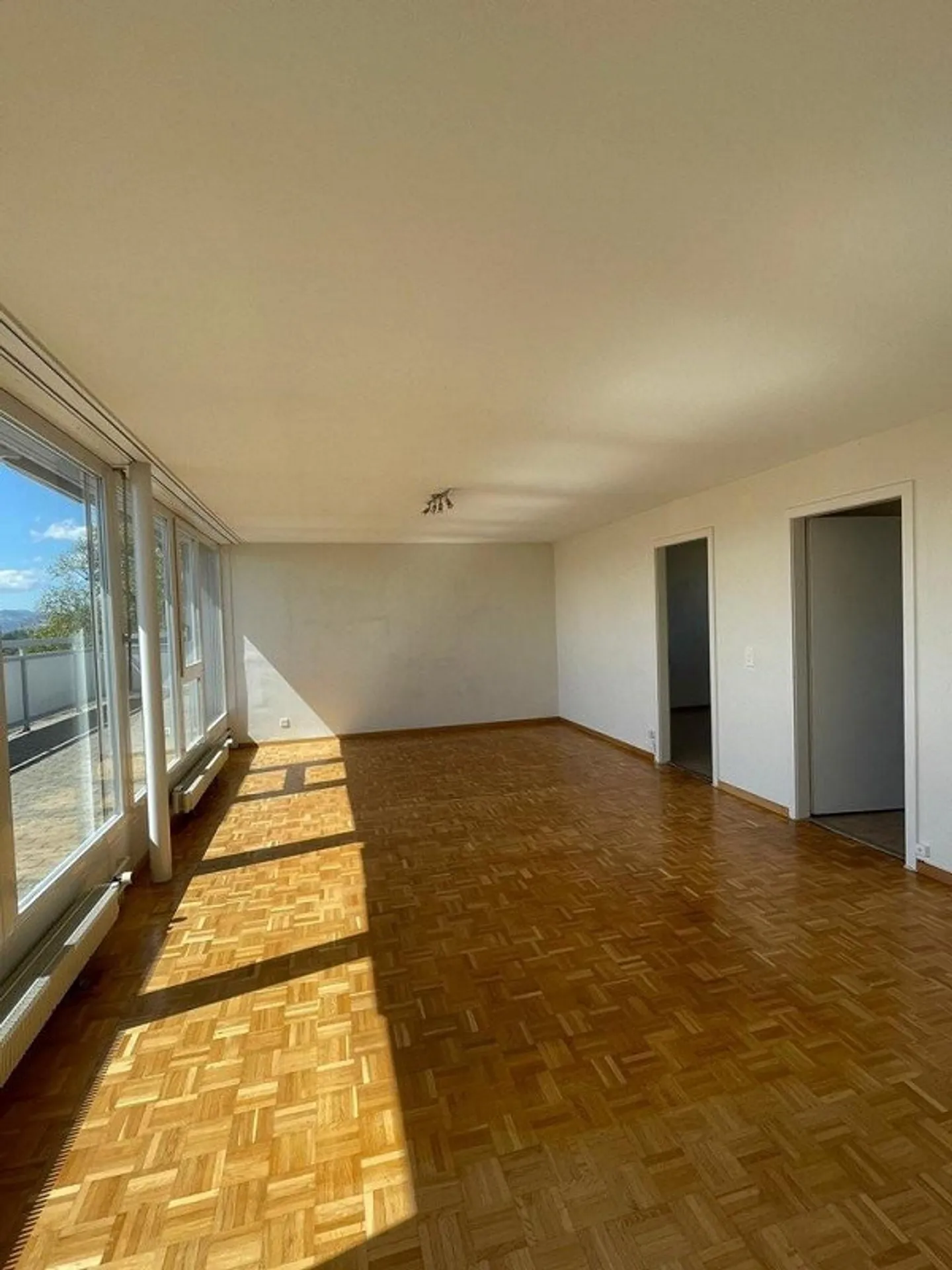 Charmante Attika Wohnung Nähe Stadt - Foto 6 von 9