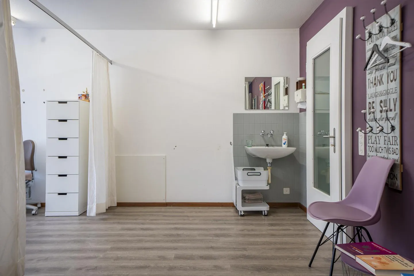 Uffici e studi - modernamente ristrutturati - posizione centrale a Oberhofen - Foto 4 di 12