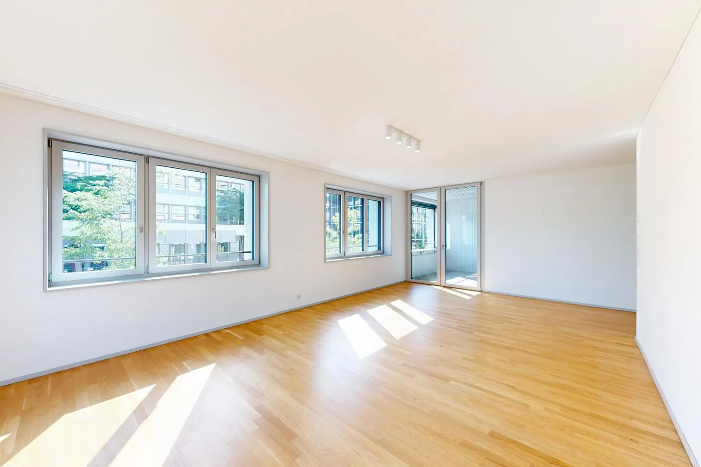 À la recherche d'un appartement central et beau ? - Photo 4 sur 12