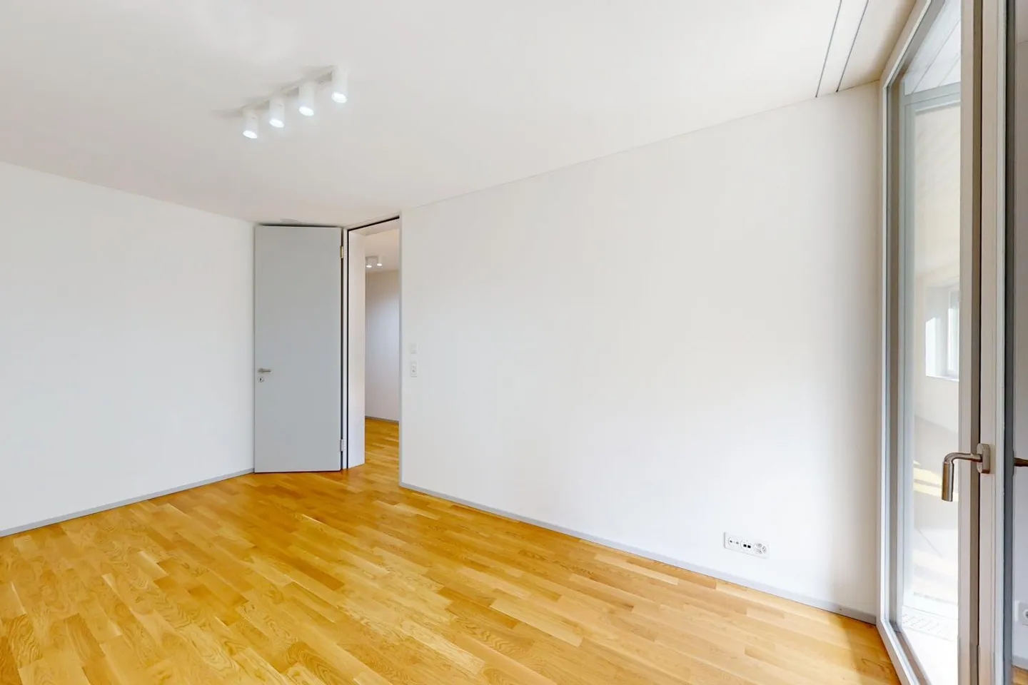 À la recherche d'un appartement central et beau ? - Photo 12 sur 12