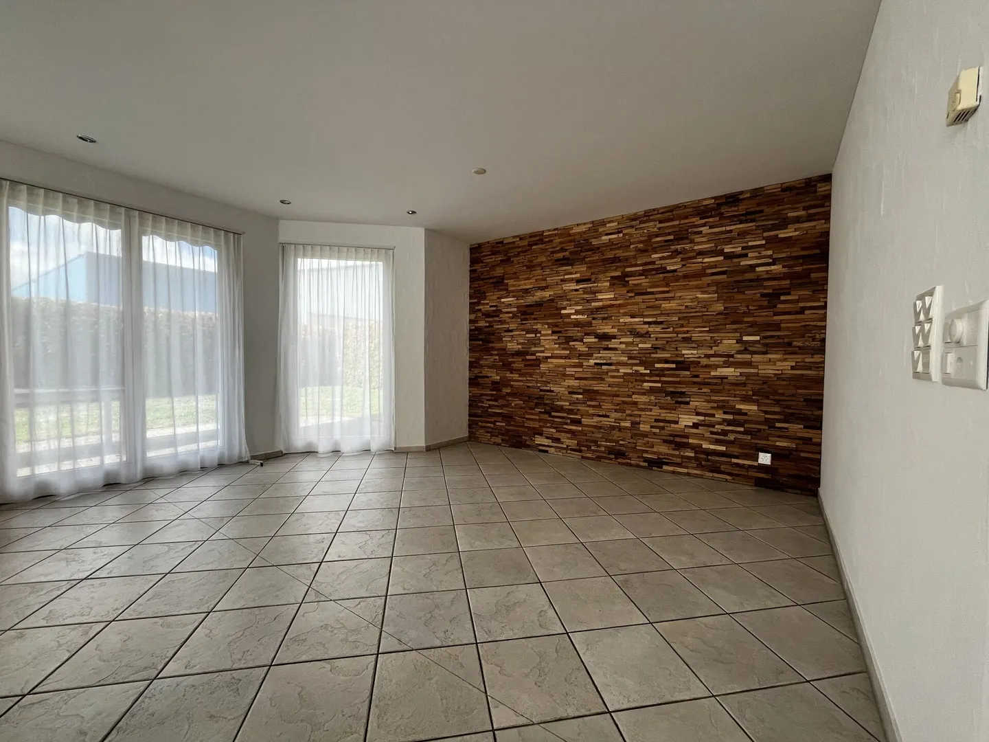 Geräumiges Einfamilienhaus mit Garten - Foto 1 von 10