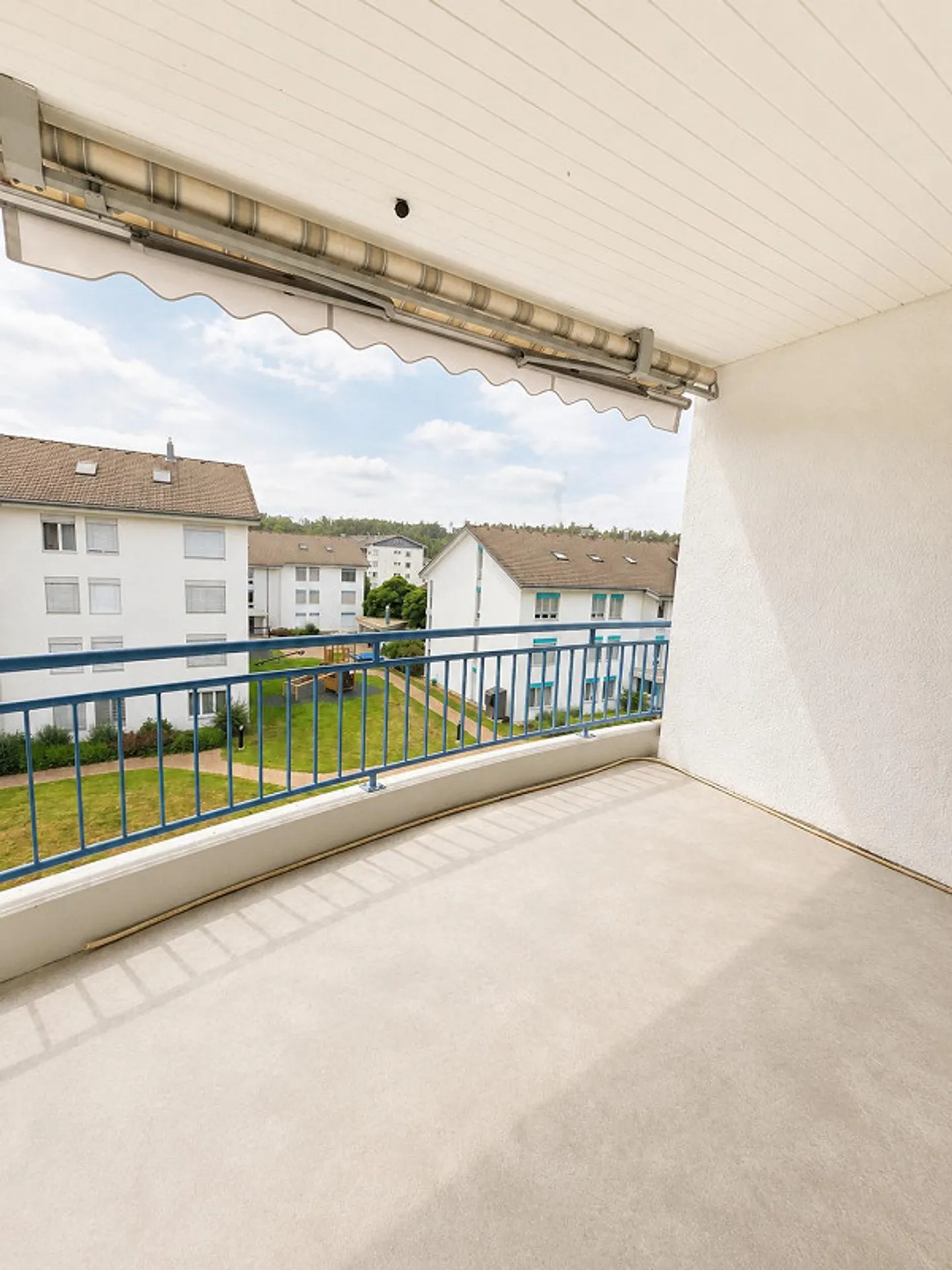 Spacious 5.5-room maisonette apartment in Leuggern - available immediately! - Photo 13 of 15