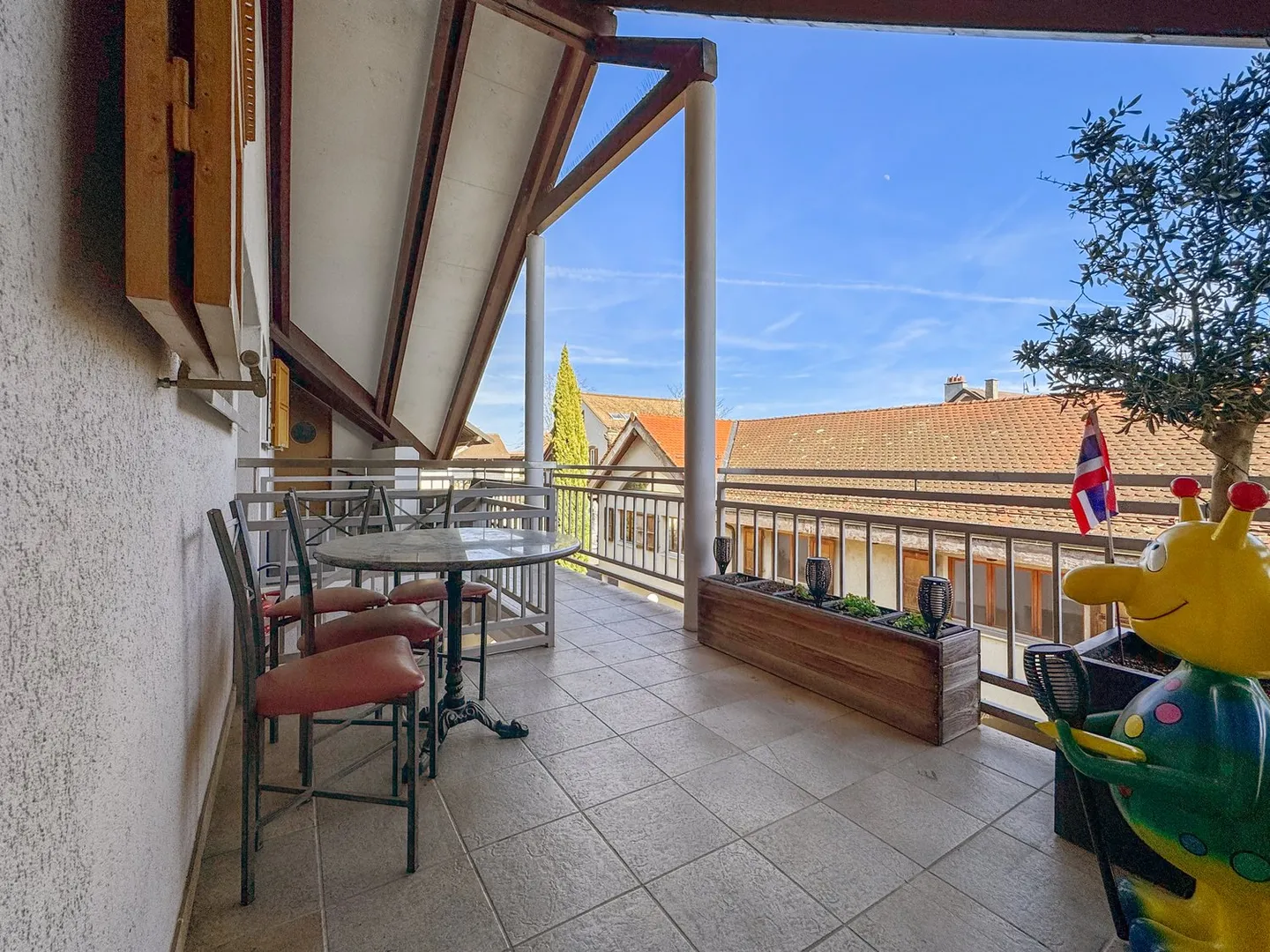 Exklusives Dachgeschoss in ruhiger Residenz - Foto 1 von 14