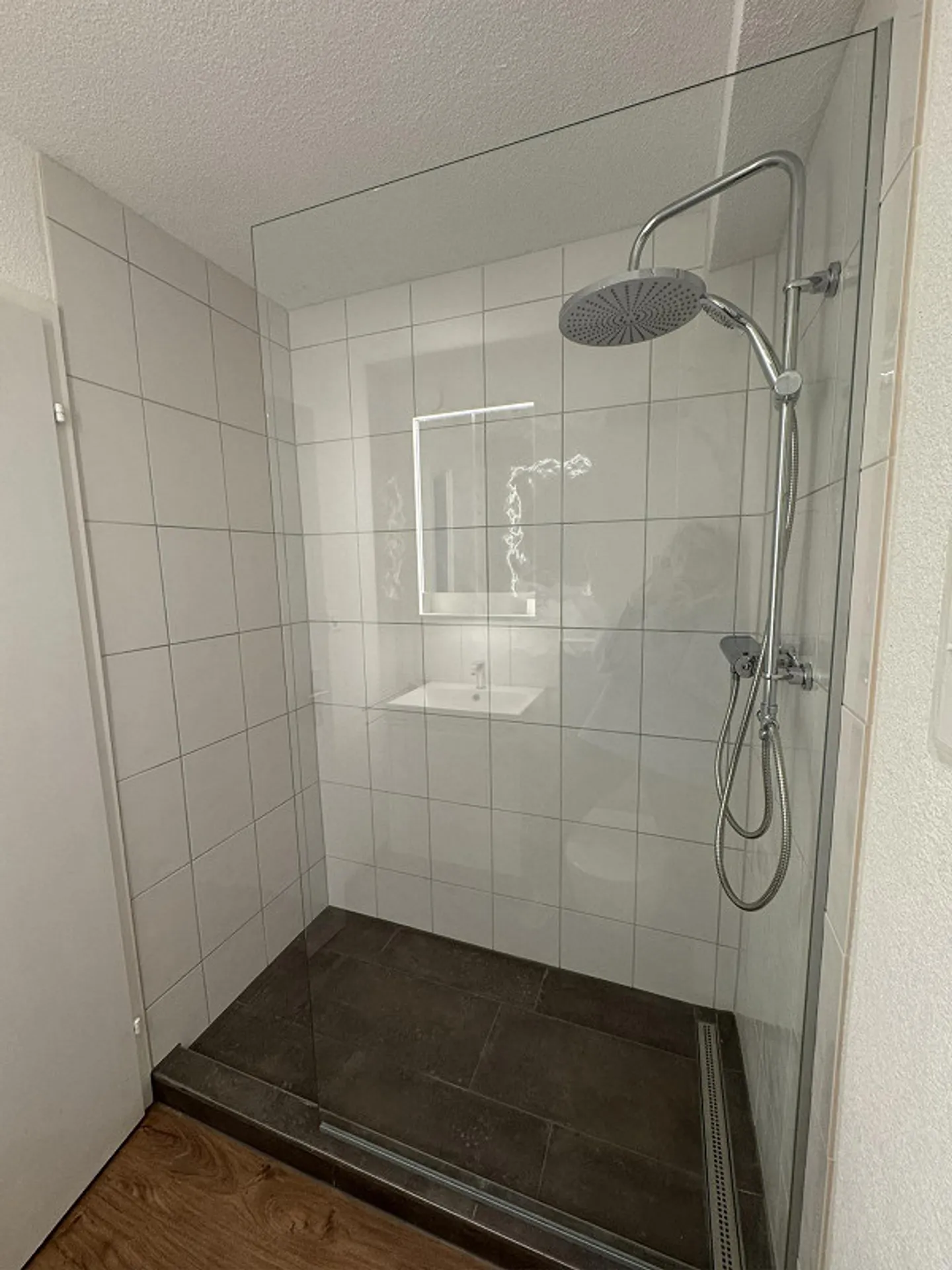 appartement 3 pièces récemment rénové - Photo 7 sur 12