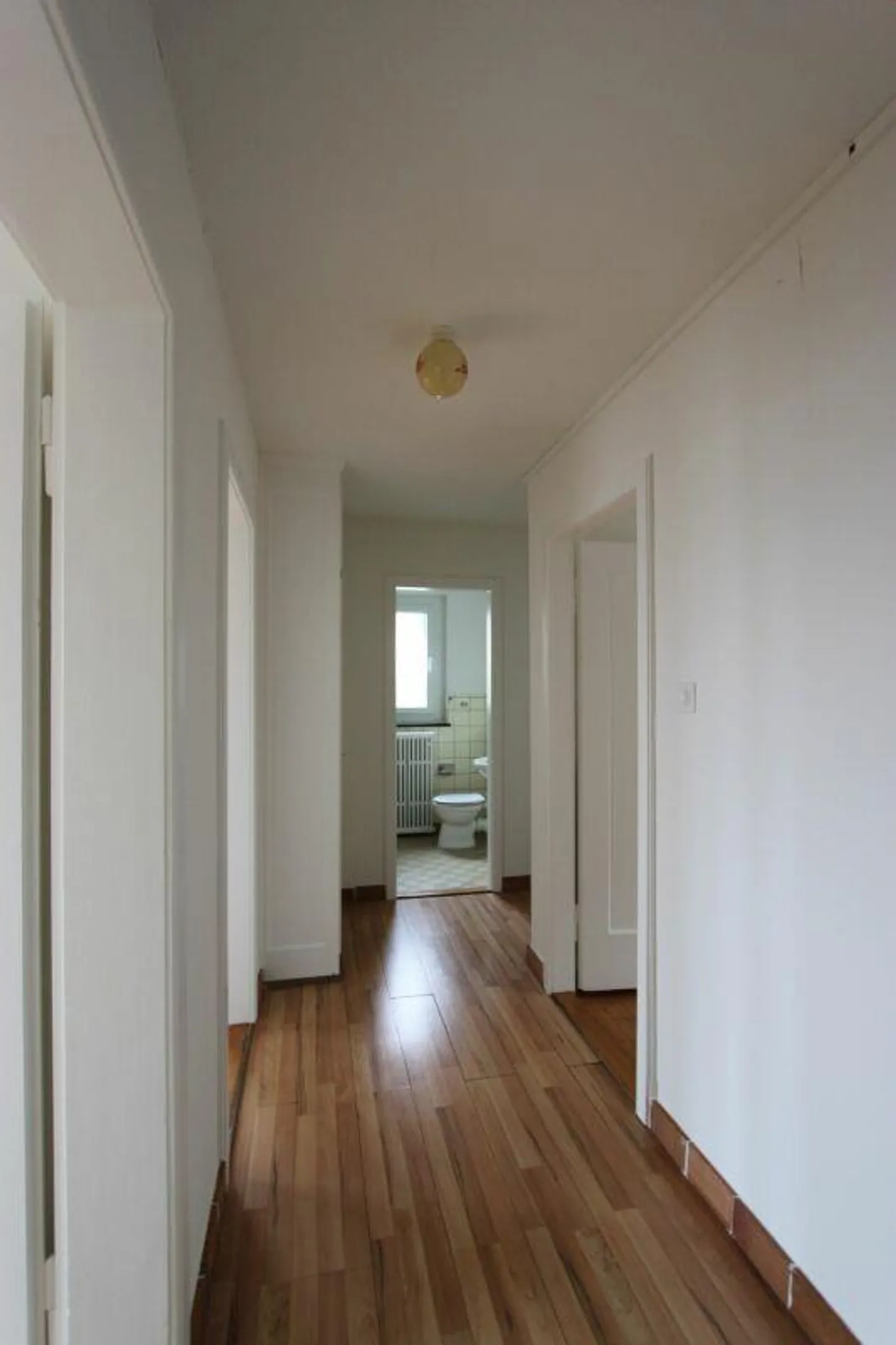 Appartamento semplice e bello in città - Foto 5 di 8