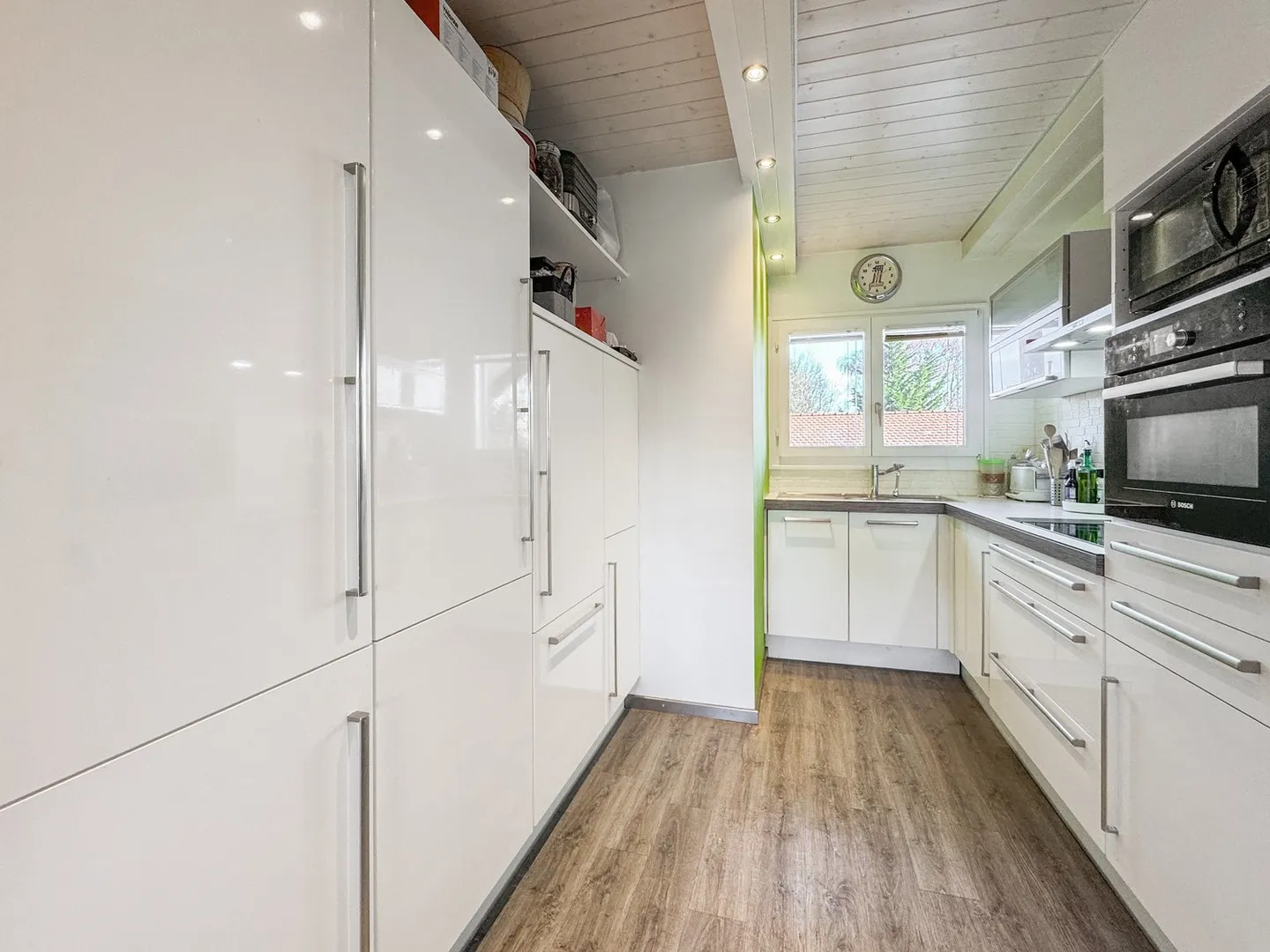 Exklusives Dachgeschoss in ruhiger Residenz - Foto 7 von 14