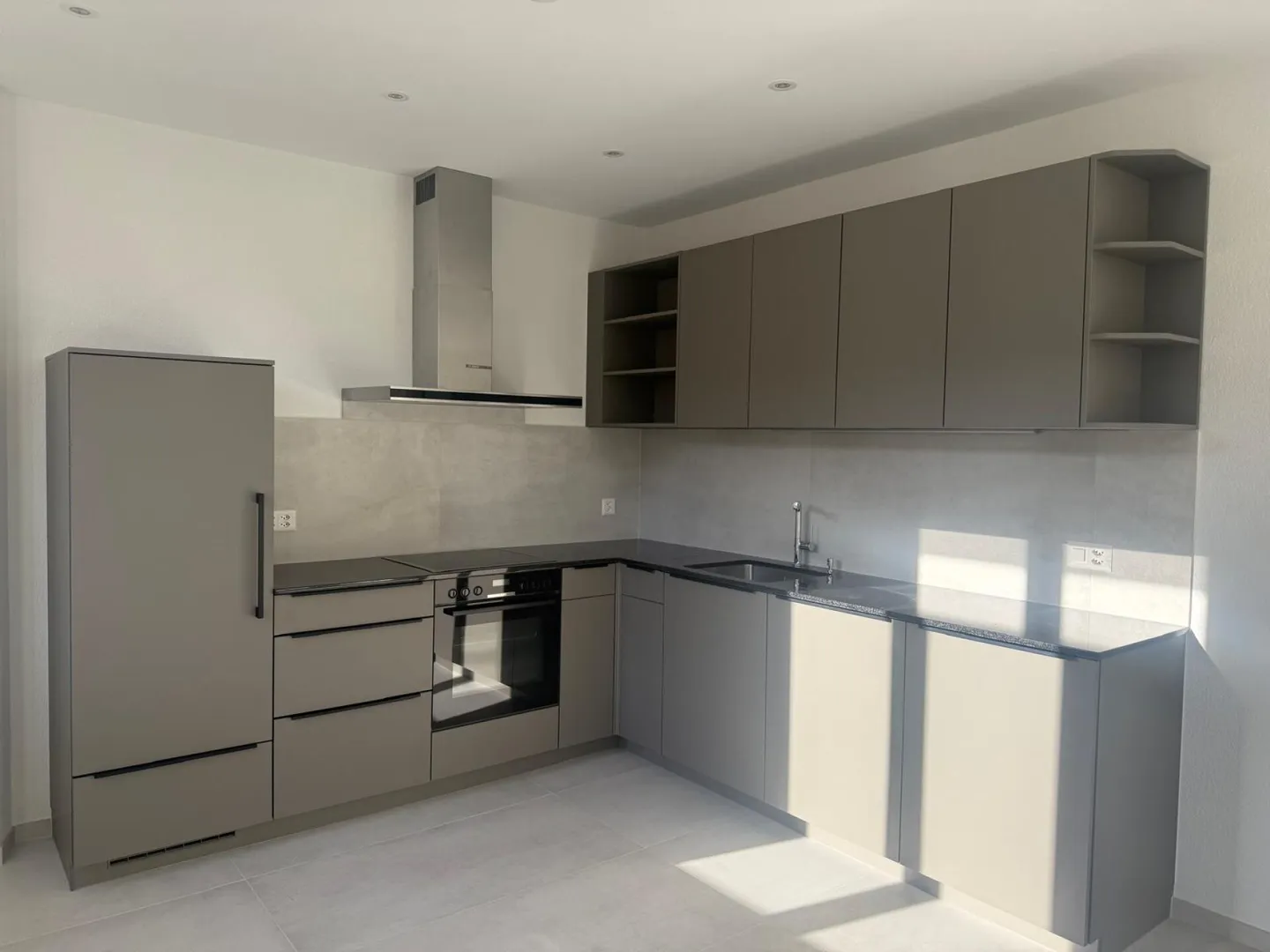 Appartement rénové 3.5 pièces - Photo 2 sur 8