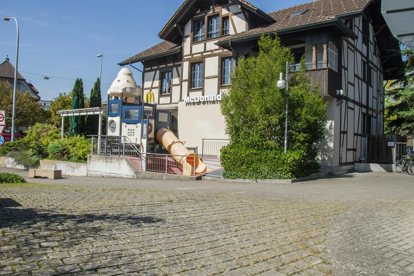 Restaurant dans un emplacement privilégié à Lyss - Photo 5 sur 18