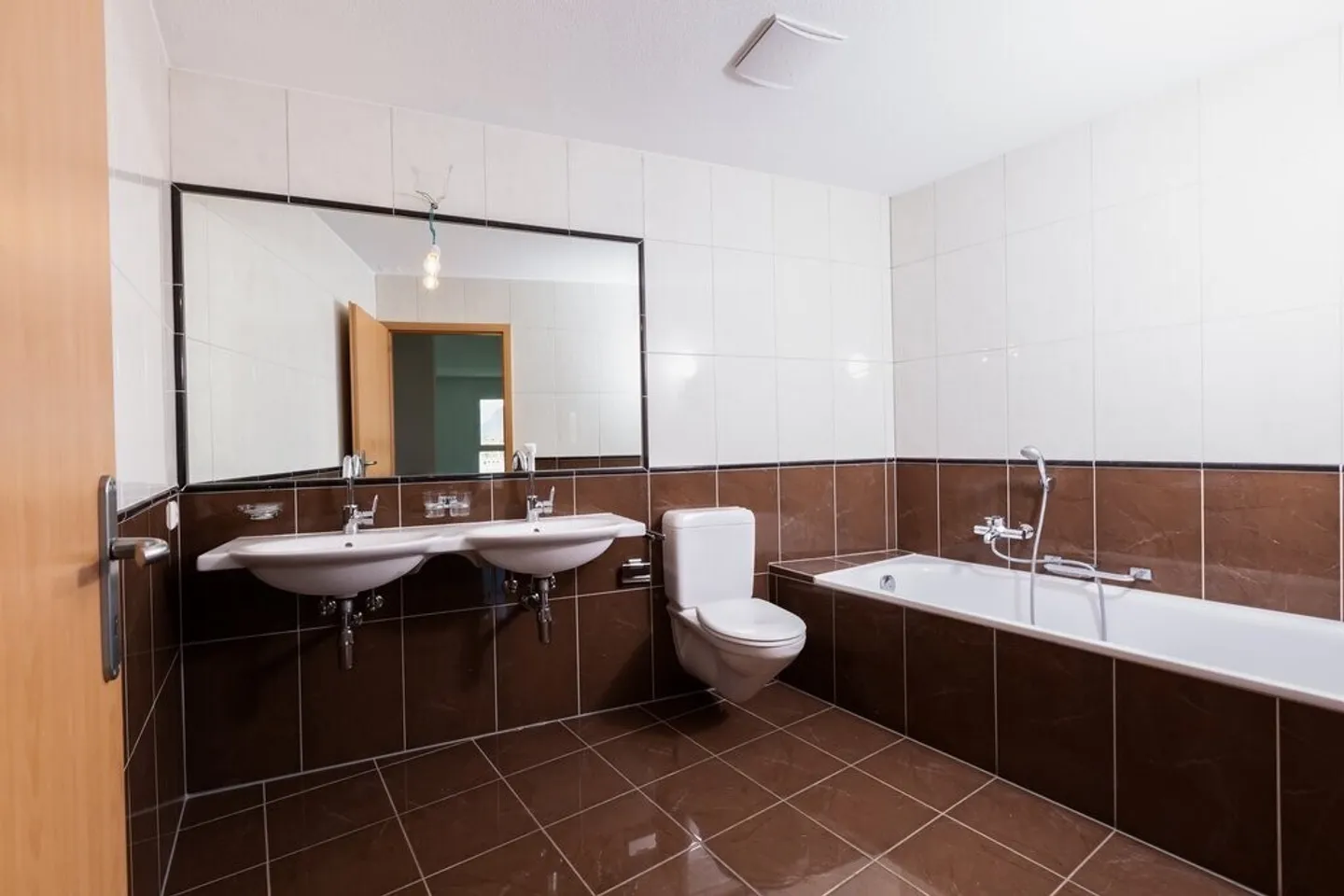 Appartement spacieux à Sierre - Photo 10 sur 12