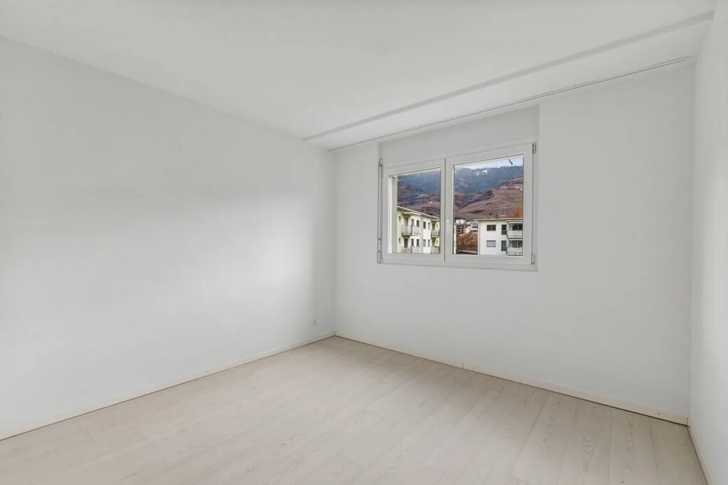 Appartement spacieux à Sierre - Photo 6 sur 12