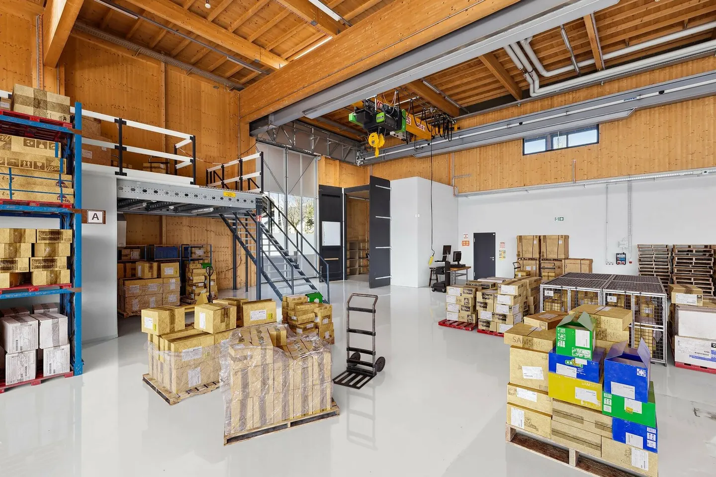 Immeuble mixte à louer - Photo 3 sur 11