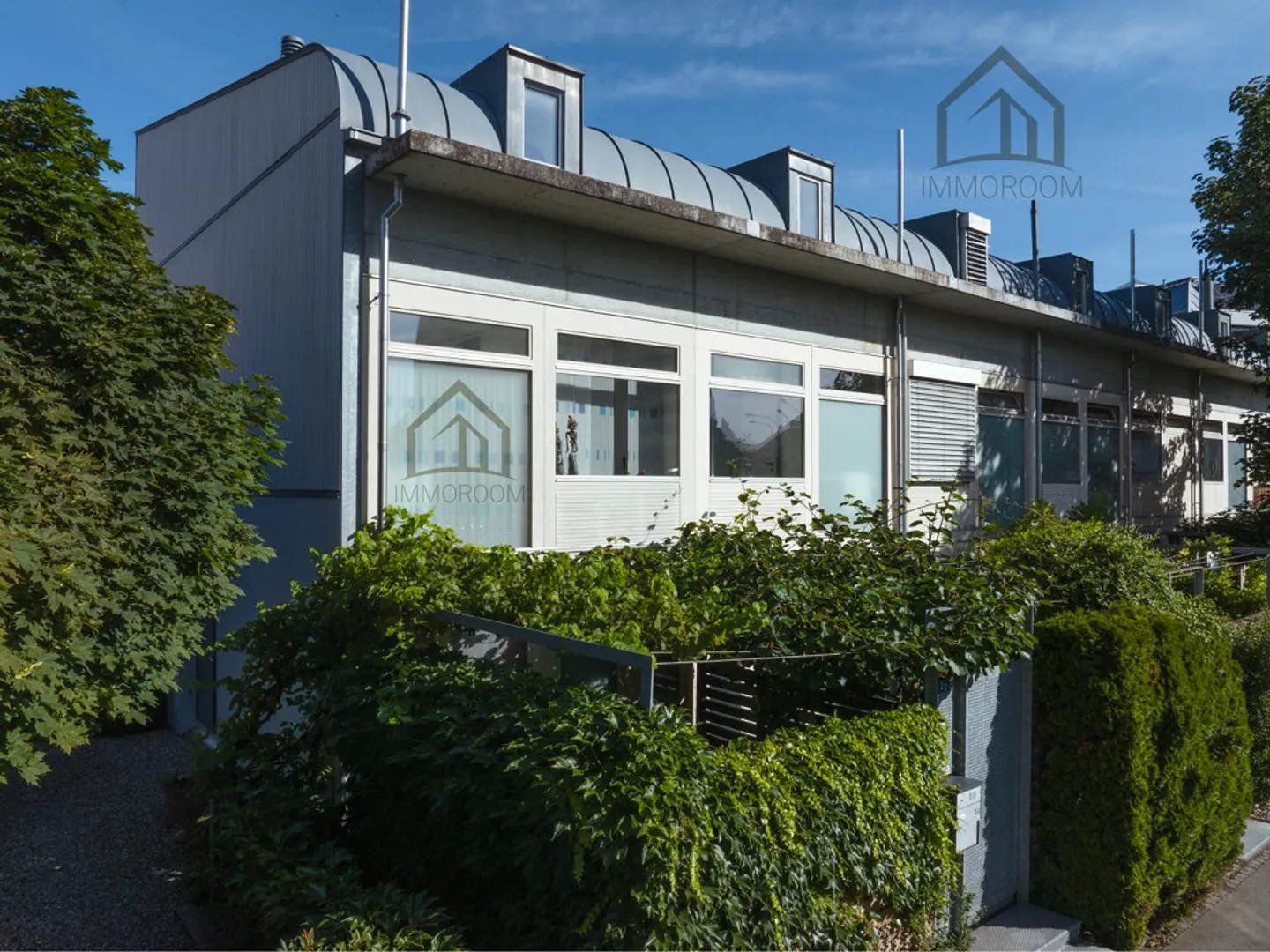 Maison de ville attrayante dans un quartier résidentiel privilégié - Photo 1 sur 18