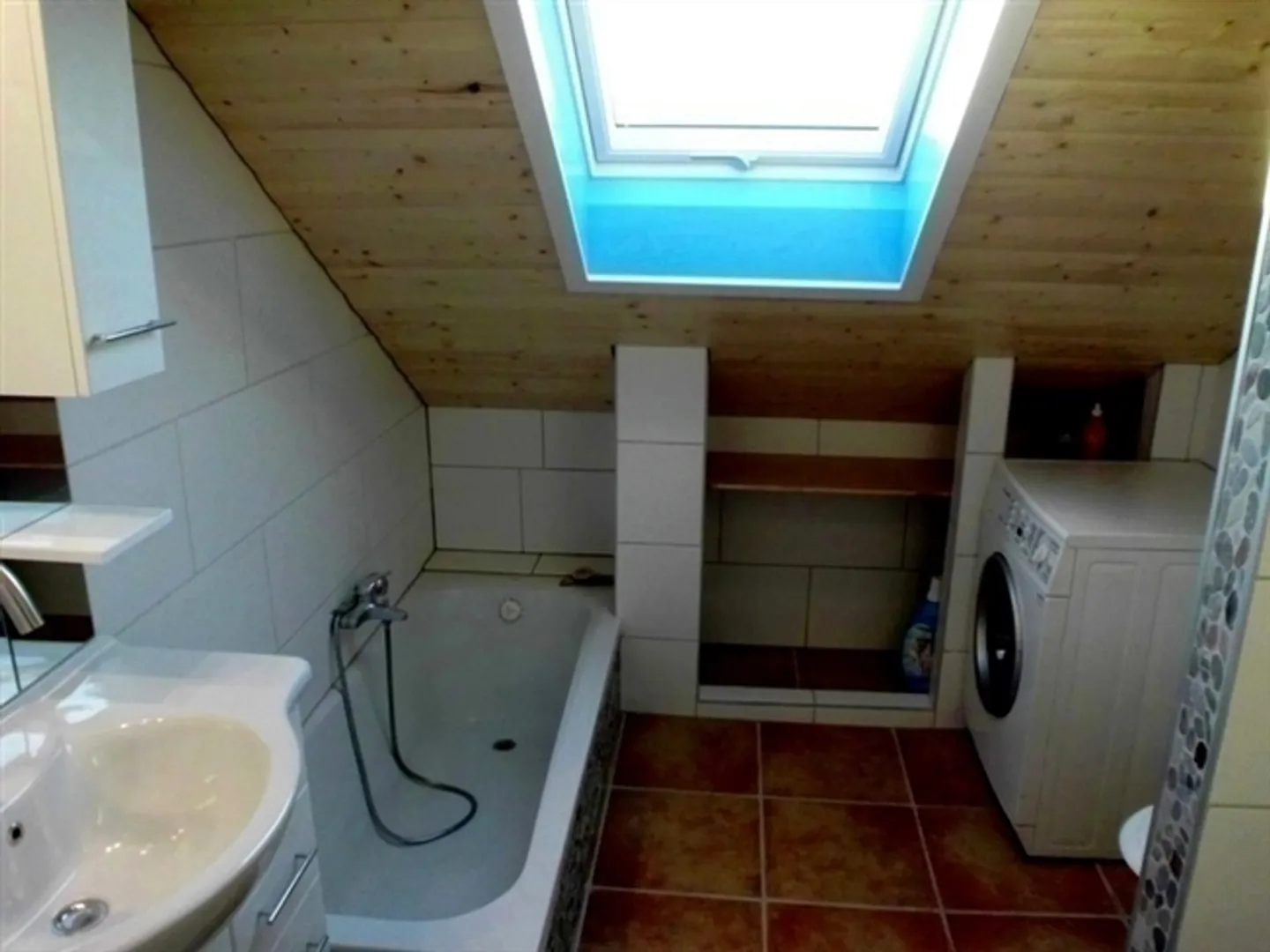 Appartement sous les combles de 2½ pièces à Bâle - Iselin, meublé - Photo 7 sur 10