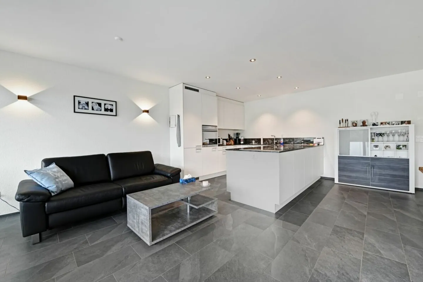 Vivere con vista: Casa da sogno con appartamento e oasi benessere - Foto 34 di 46
