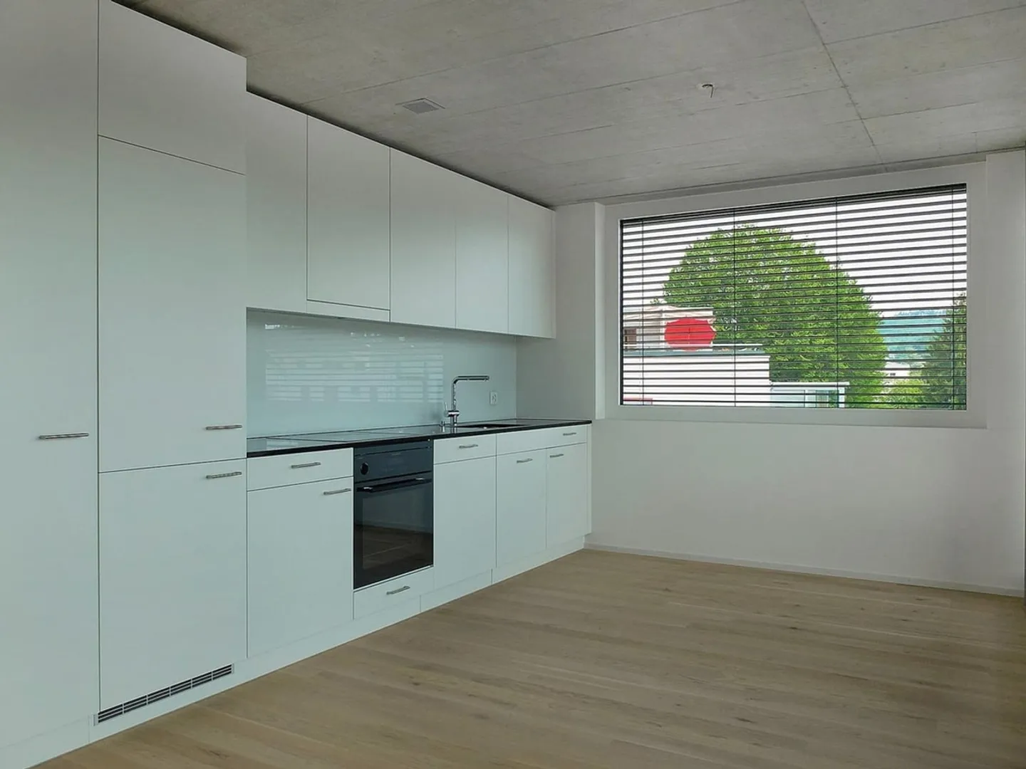 Gemütliche Wohnung mit Sitzplatz - Foto 2 von 4
