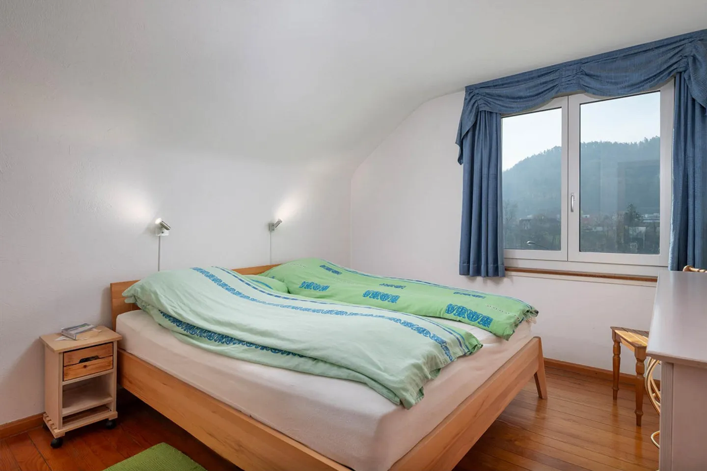 Charming single-family home with a large garden and lots of potential! - Photo 11 of 17