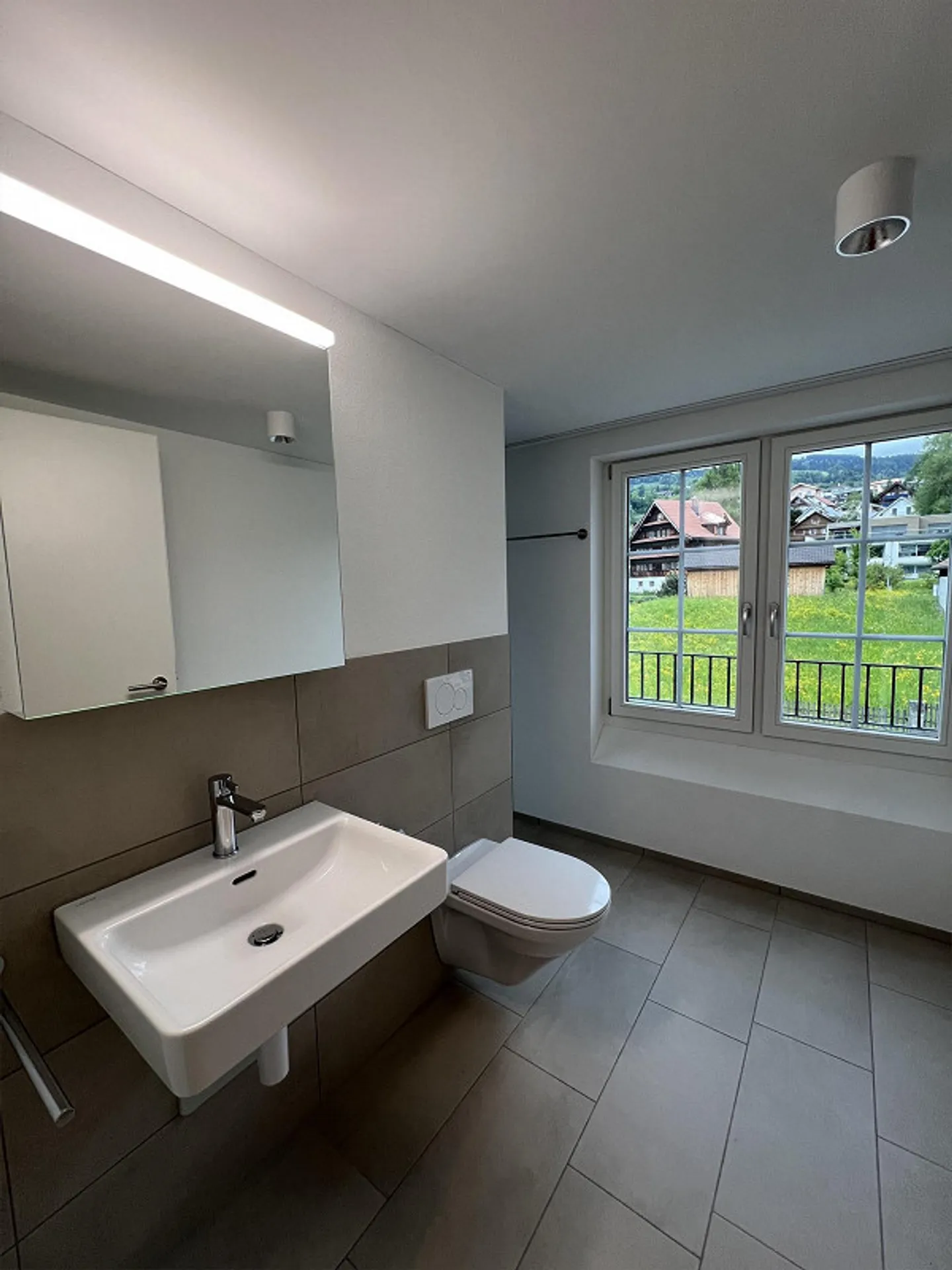 Appartamento duplex ristrutturato di alta qualità nella migliore posizione quotidiana - Foto 4 di 10