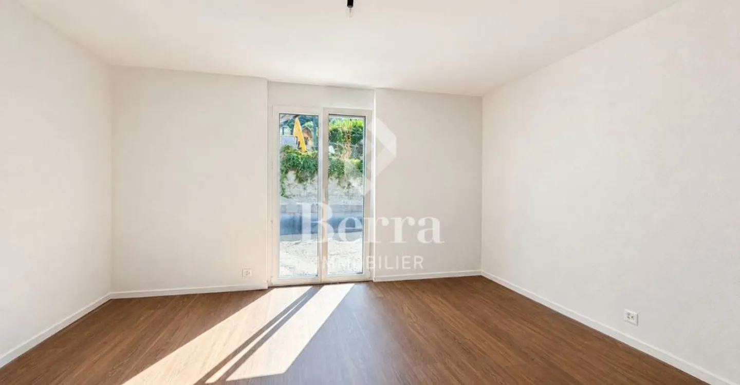 3.5 Room New Apartment with Garden in a Small PPE - Photo 9 of 13
