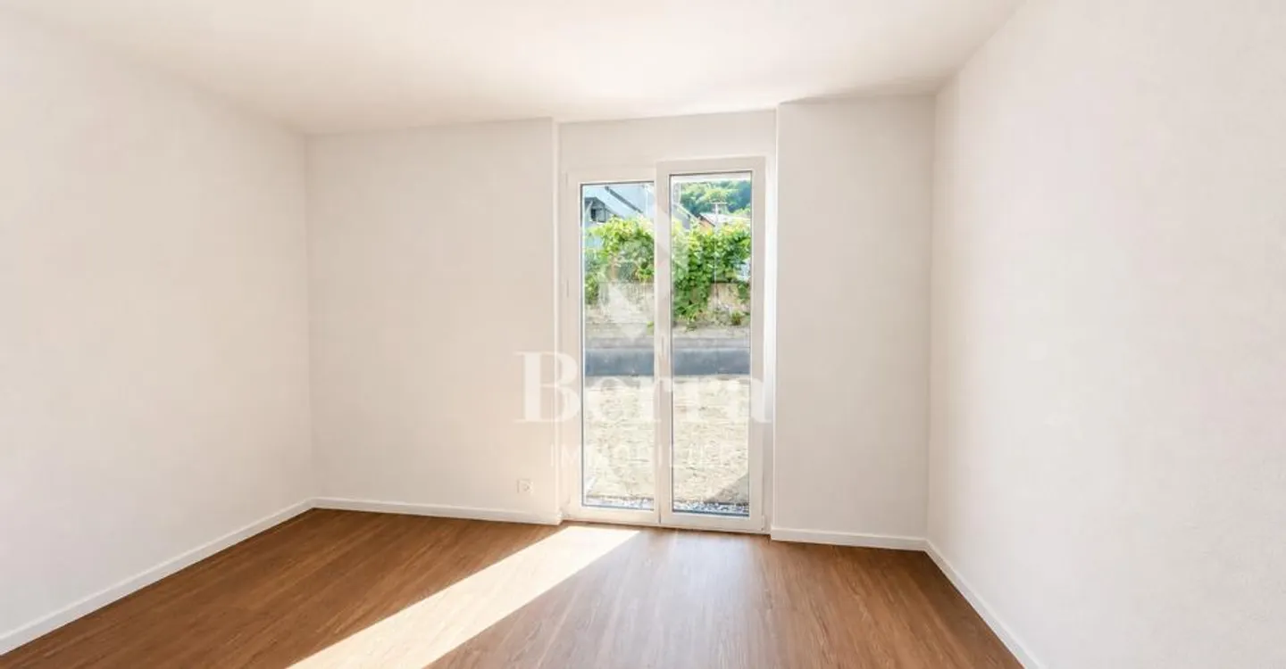 3.5 Room New Apartment with Garden in a Small PPE - Photo 10 of 13