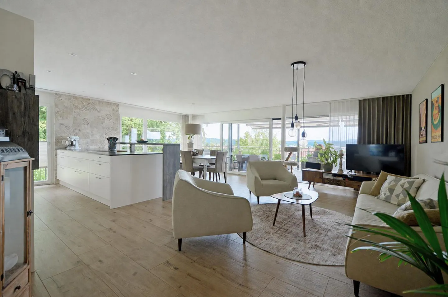 Plenty of Space for Life - Stylish Living in Aarwangen BE - Photo 4 of 12