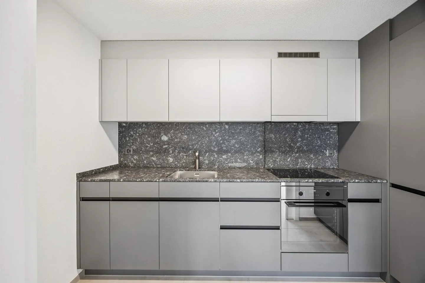 Nouvelle brillance, nouvelle maison fraîchement rénovée ! - Photo 2 sur 5