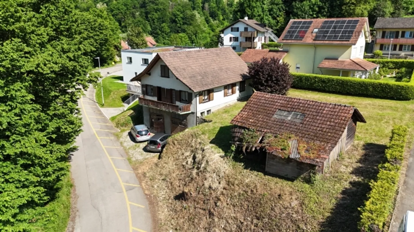 Single house for sale - Photo 1 of 8