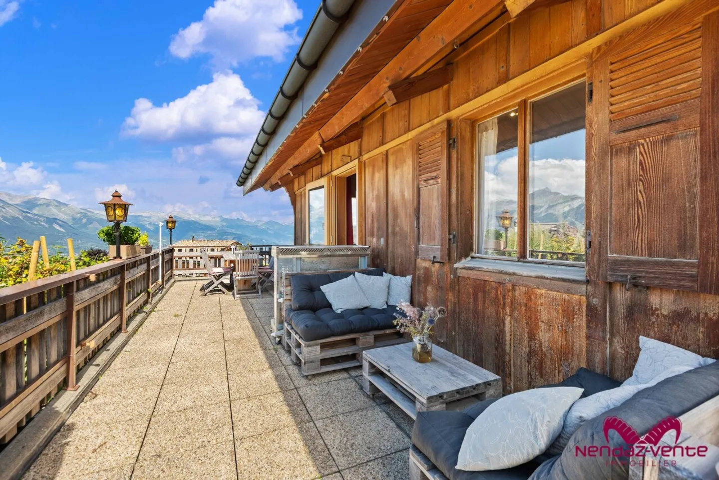 Magnifico chalet con appartamenti in residenza principale - Foto 6 di 20