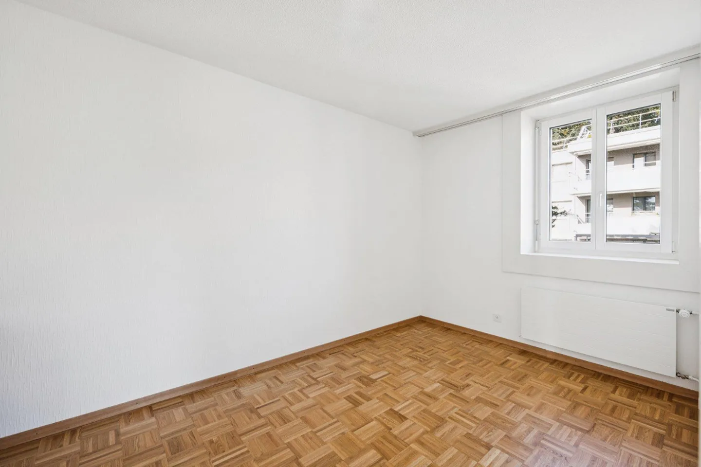 Appartement rénové avec balcon - Photo 7 sur 7