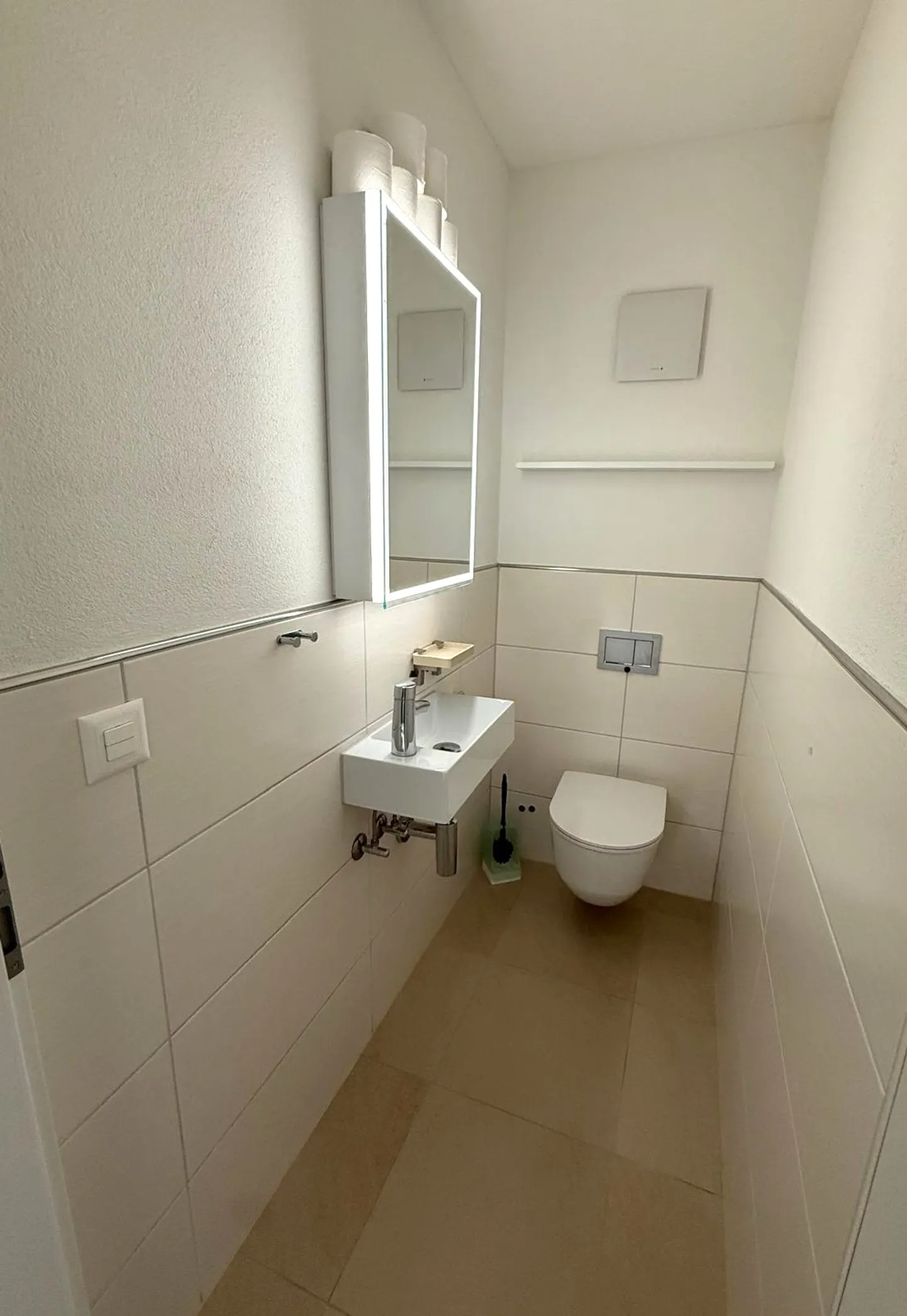 Appartement lumineux de 4,5 pièces avec deux balcons et une grande galerie - Photo 11 sur 22