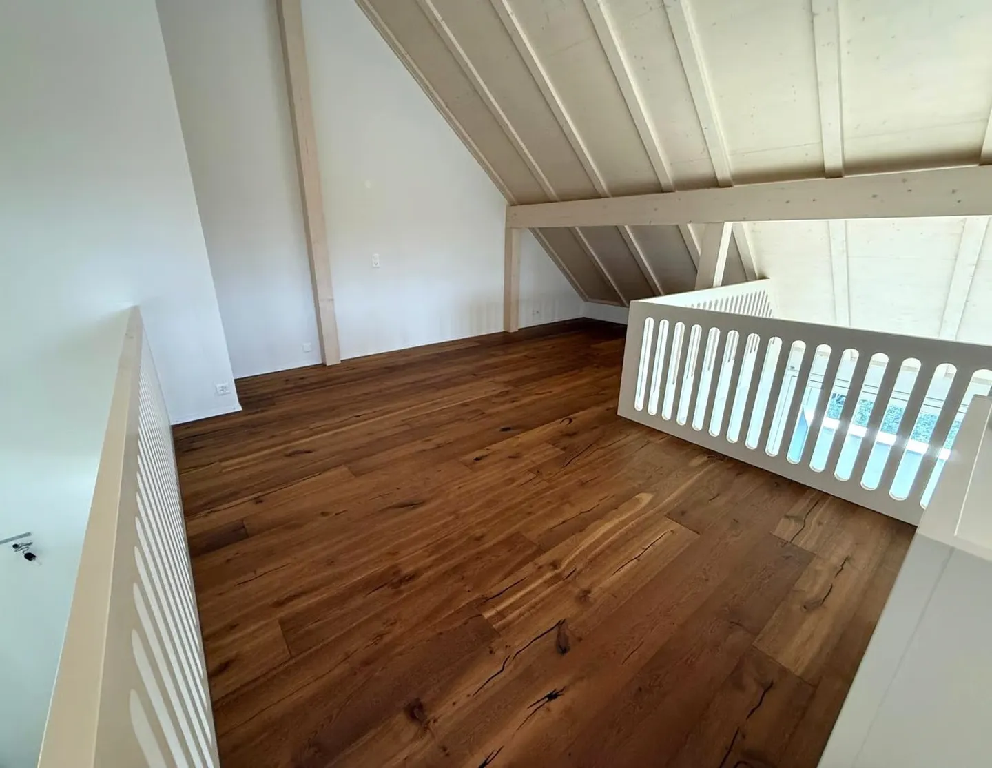 Appartement lumineux de 4,5 pièces avec deux balcons et une grande galerie - Photo 20 sur 22