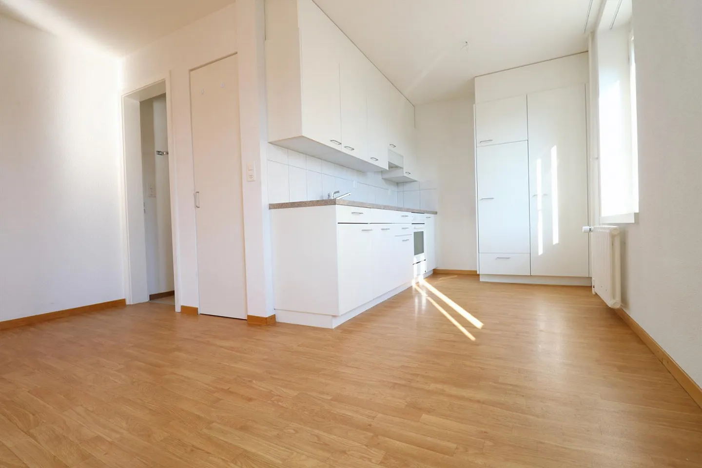 Charmante Wohnung mit Balkon - Foto 1 von 8