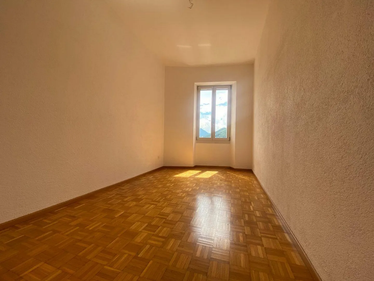 Arogno - Appartamento 4.5 stanze con giardino privato - Foto 5 di 9