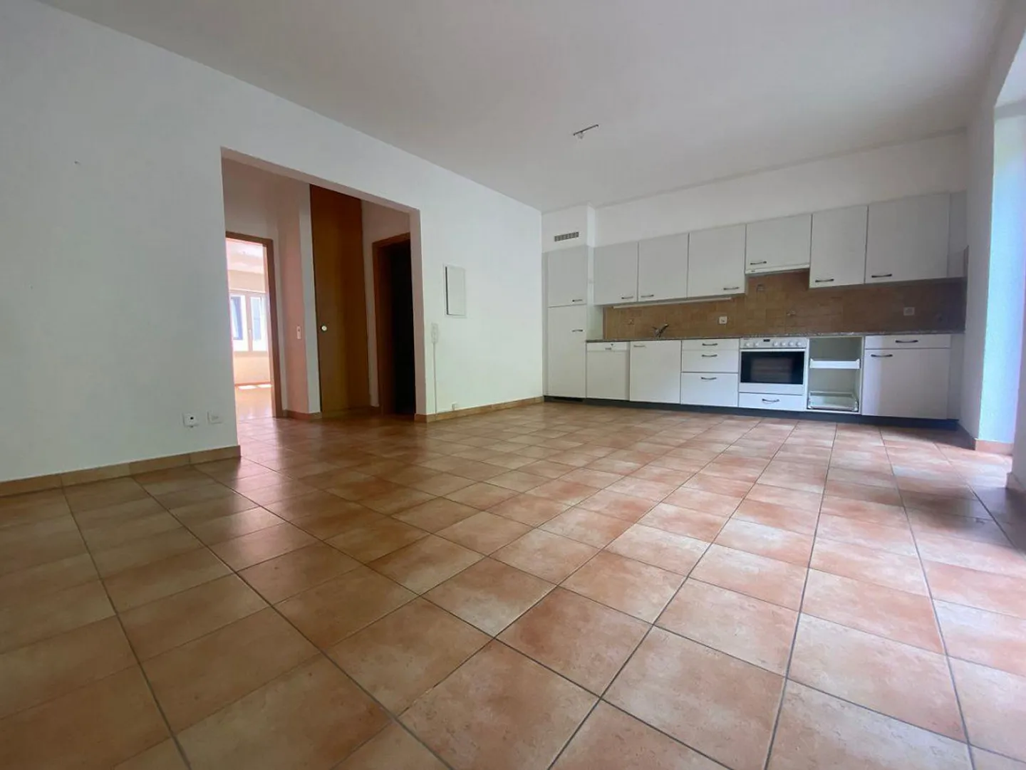 Arogno - Appartamento 4.5 stanze con giardino privato - Foto 9 di 9