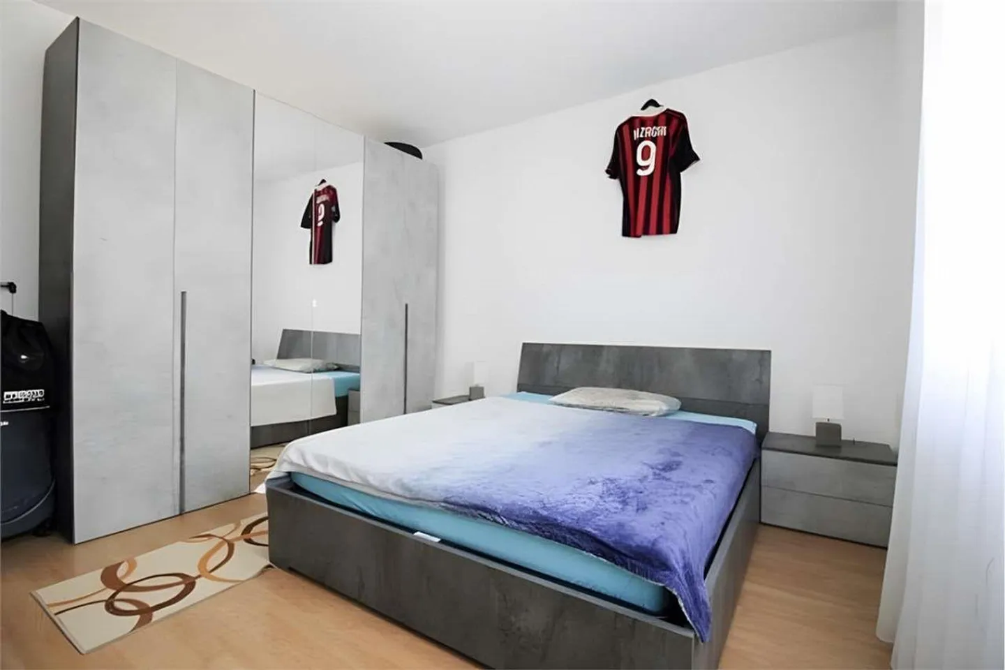 Bellissimo appartamento di 2,5 stanze all'ultimo piano con vista - Foto 6 di 9