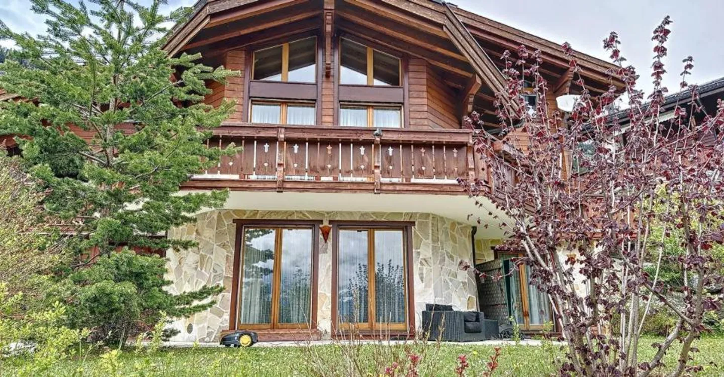 Chalet près du village d'Anzère - Photo 1 sur 5